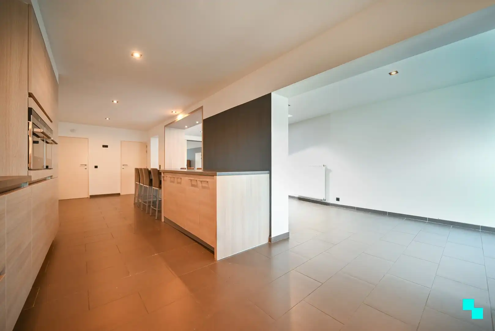 Instapklare gezinswoning in hartje Pittem foto 10