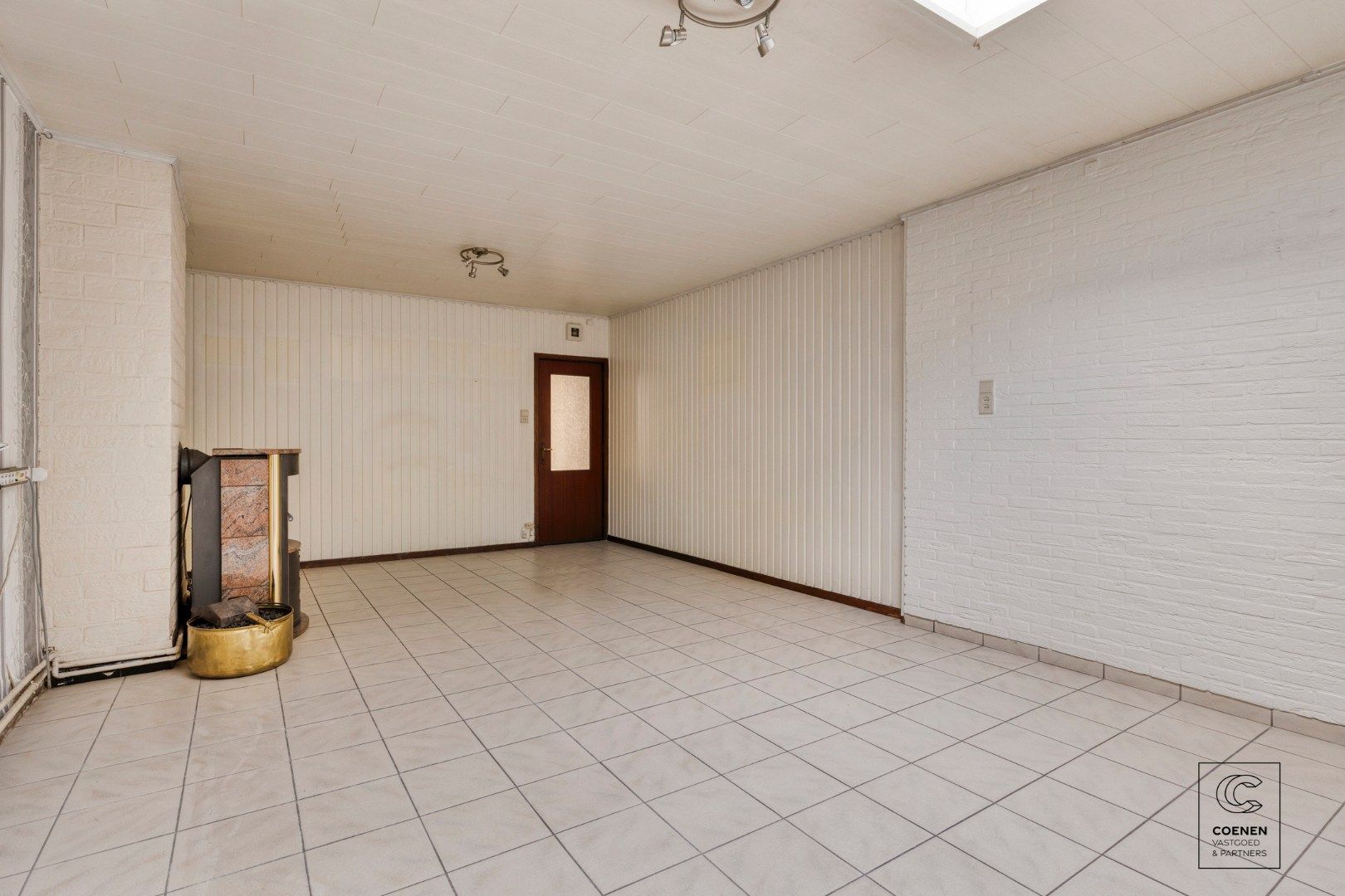 Te renoveren woning van 162 m² met 4 slaapkamers te Ekeren! foto 5