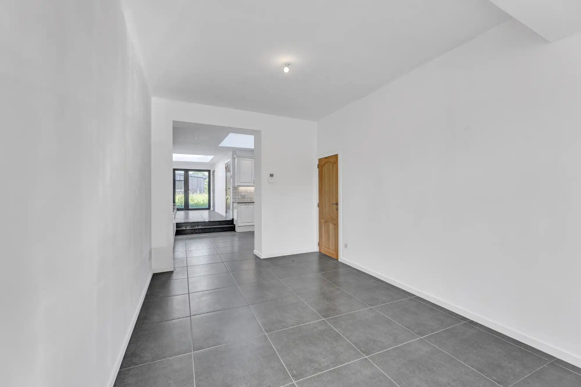 Volledig gerenoveerde woning met garage, 4 slpks en EPC A foto 4
