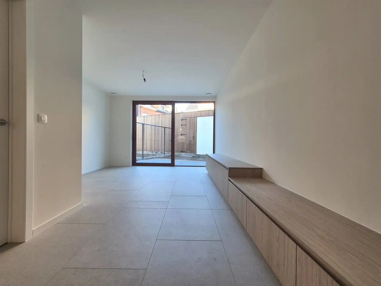 Nieuwbouw beste technieken én afwerking (ingebouwde kasten)! foto 6