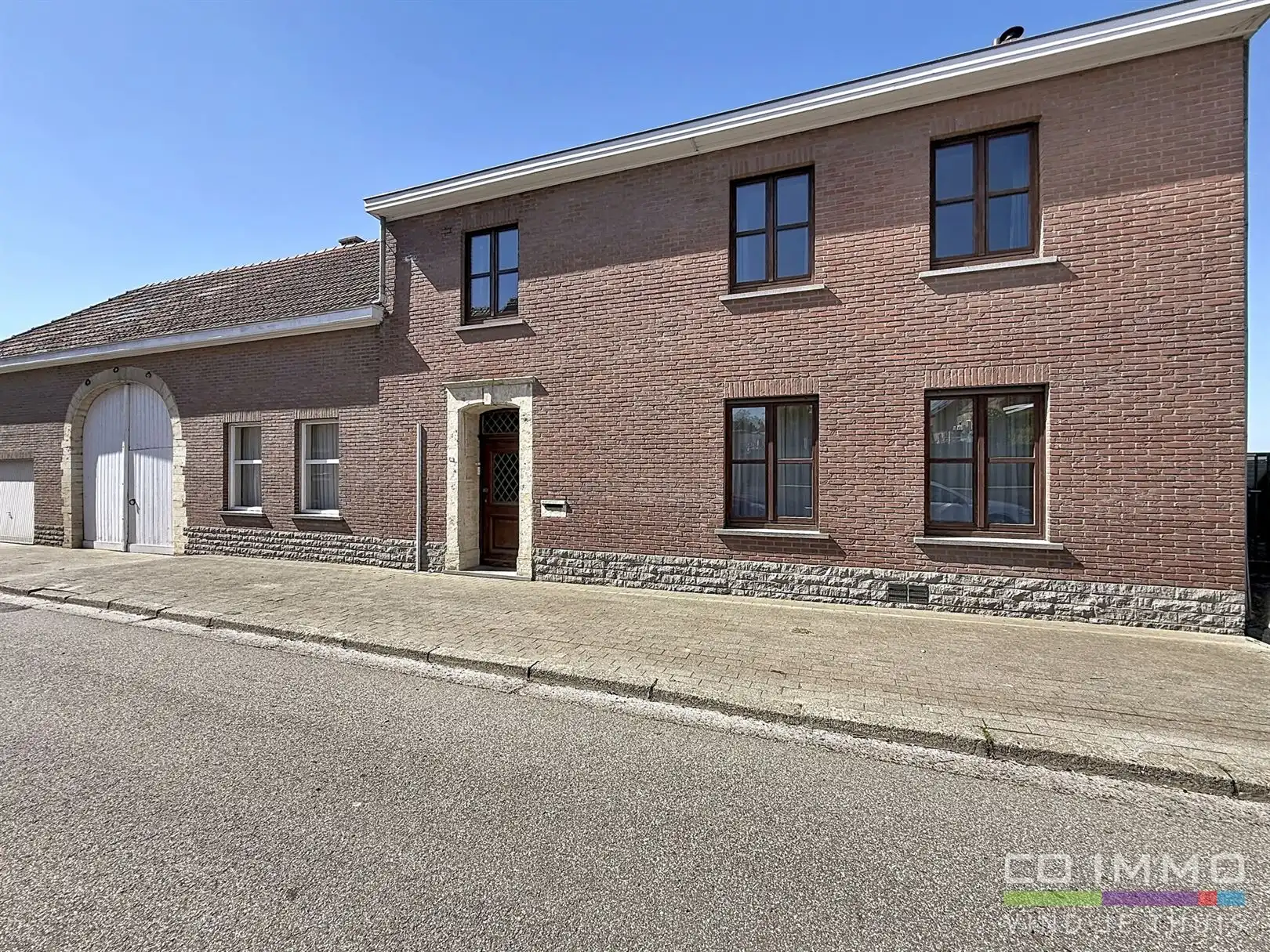 Te renoveren vierkantshoeve met tuin, opp 28a 53ca foto 3