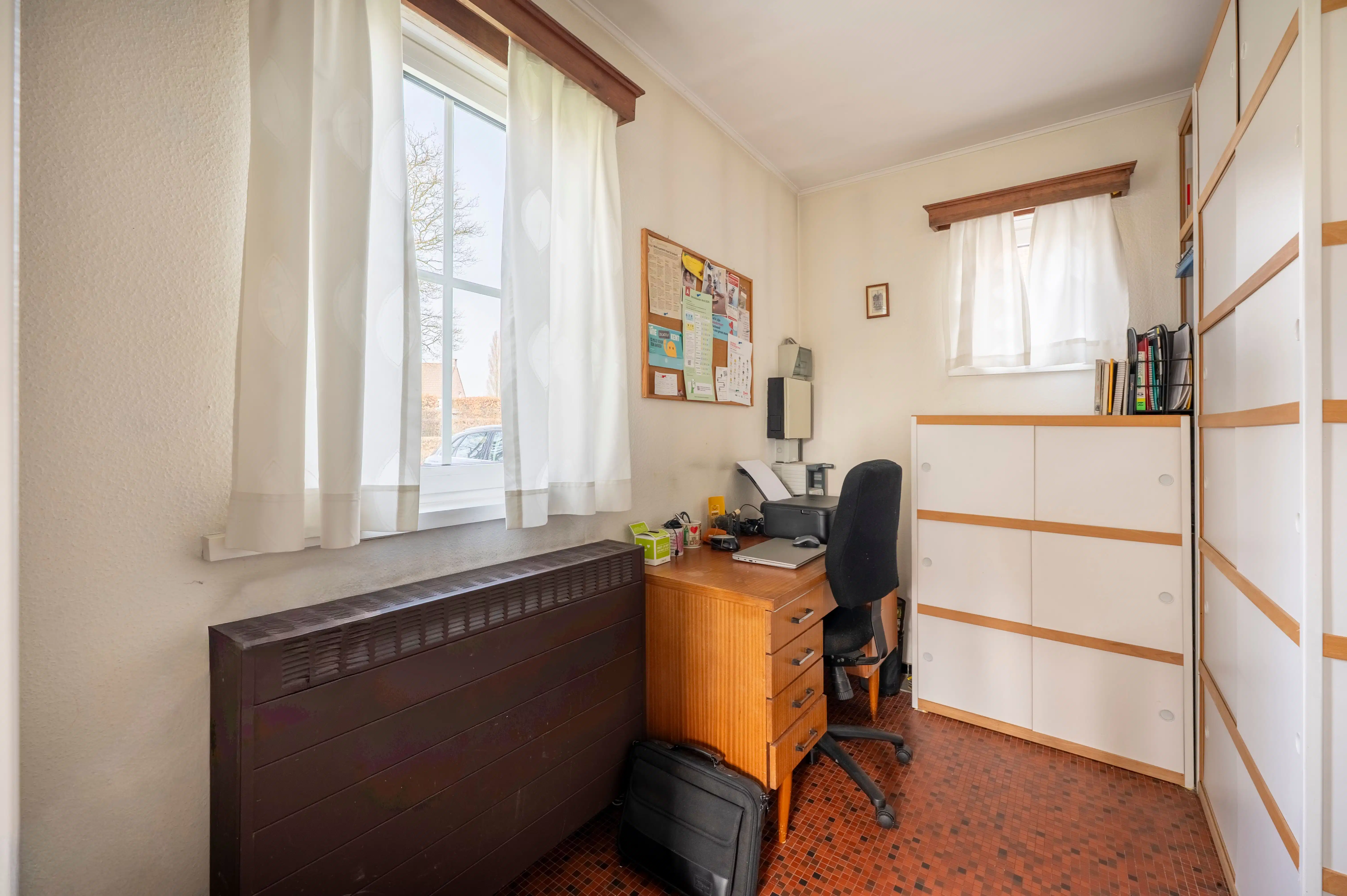 Charmant landhuis met zonnige tuin in rustige woonwijk te Ekeren! foto 8