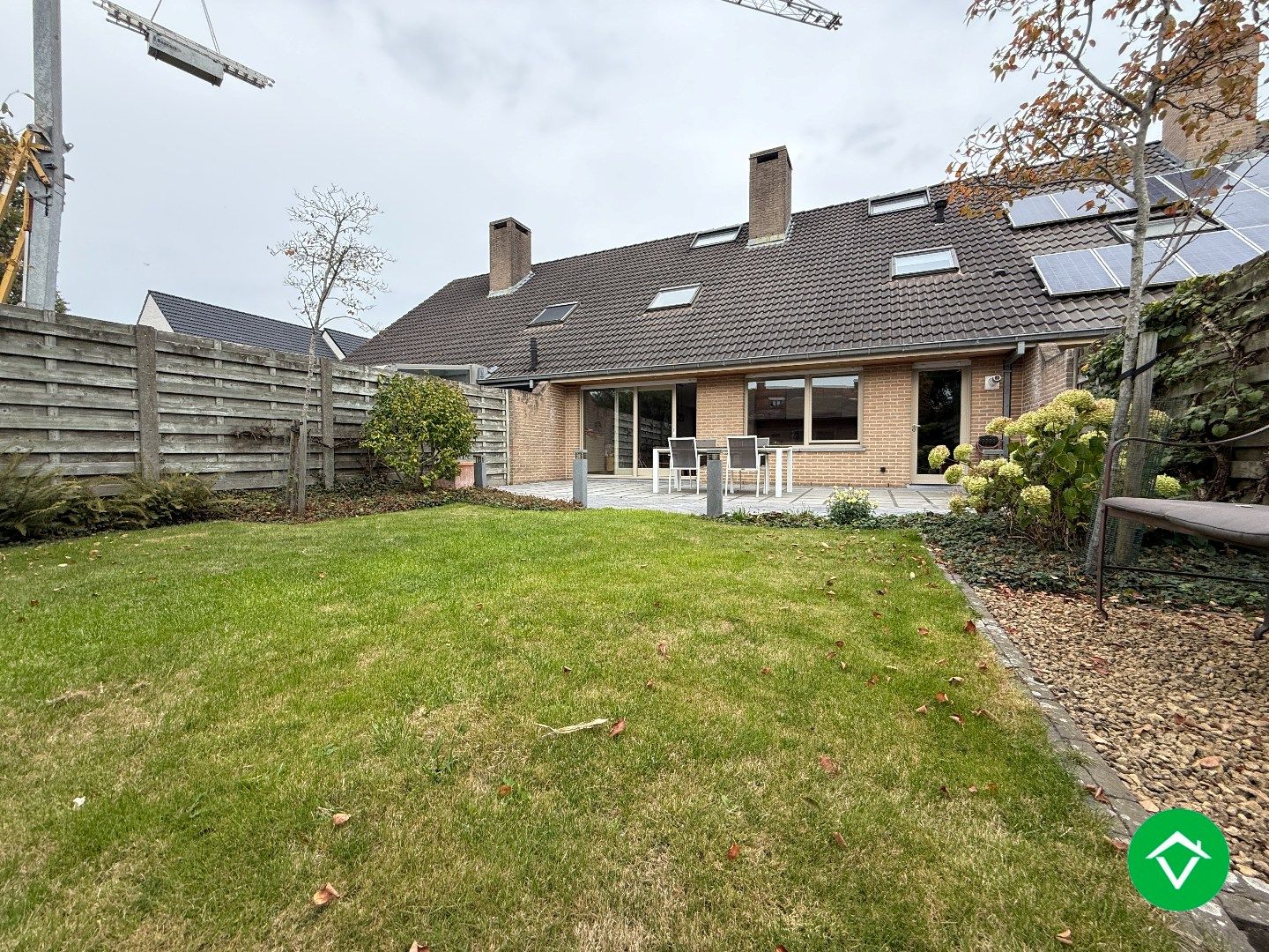 Prachtige rijwoning met 3 slaapkamers, tuin en garage te Roeselare foto 27