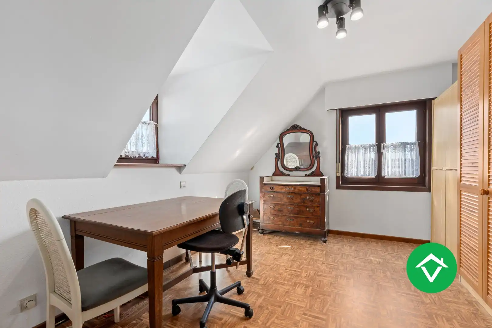 Rustig gelegen alleenstaande woning met 3 slaapkamers en garage te Nieuwpoort  foto 21