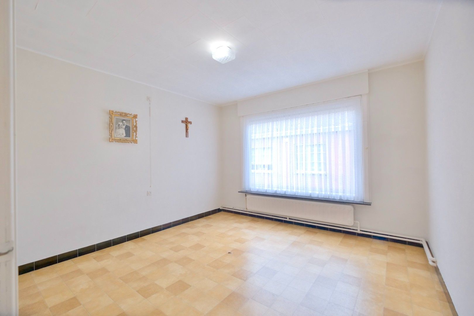 Rustig gelegen bungalow met 3 slpks en garage op 800 m²! foto 17