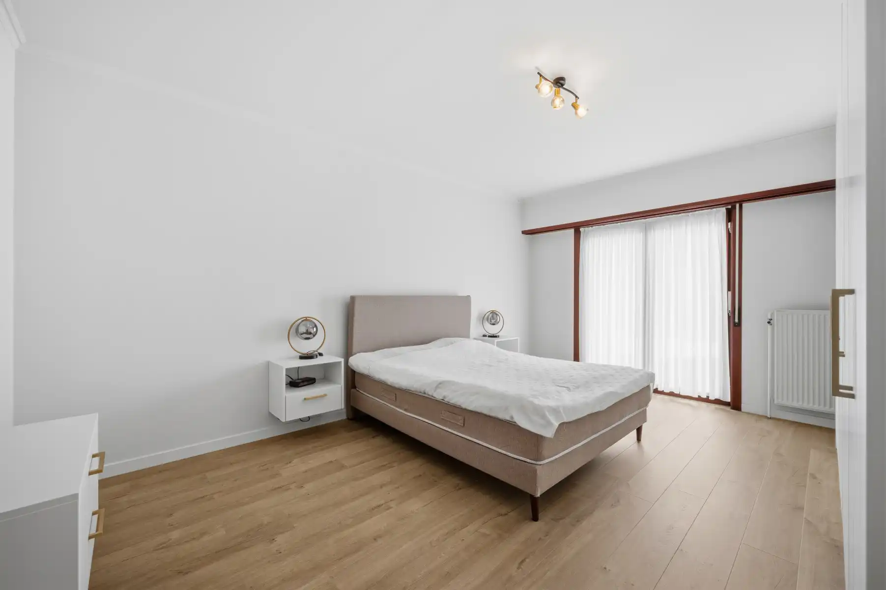 Woning met tuin en achterliggend weiland op ca. 76a  foto 12