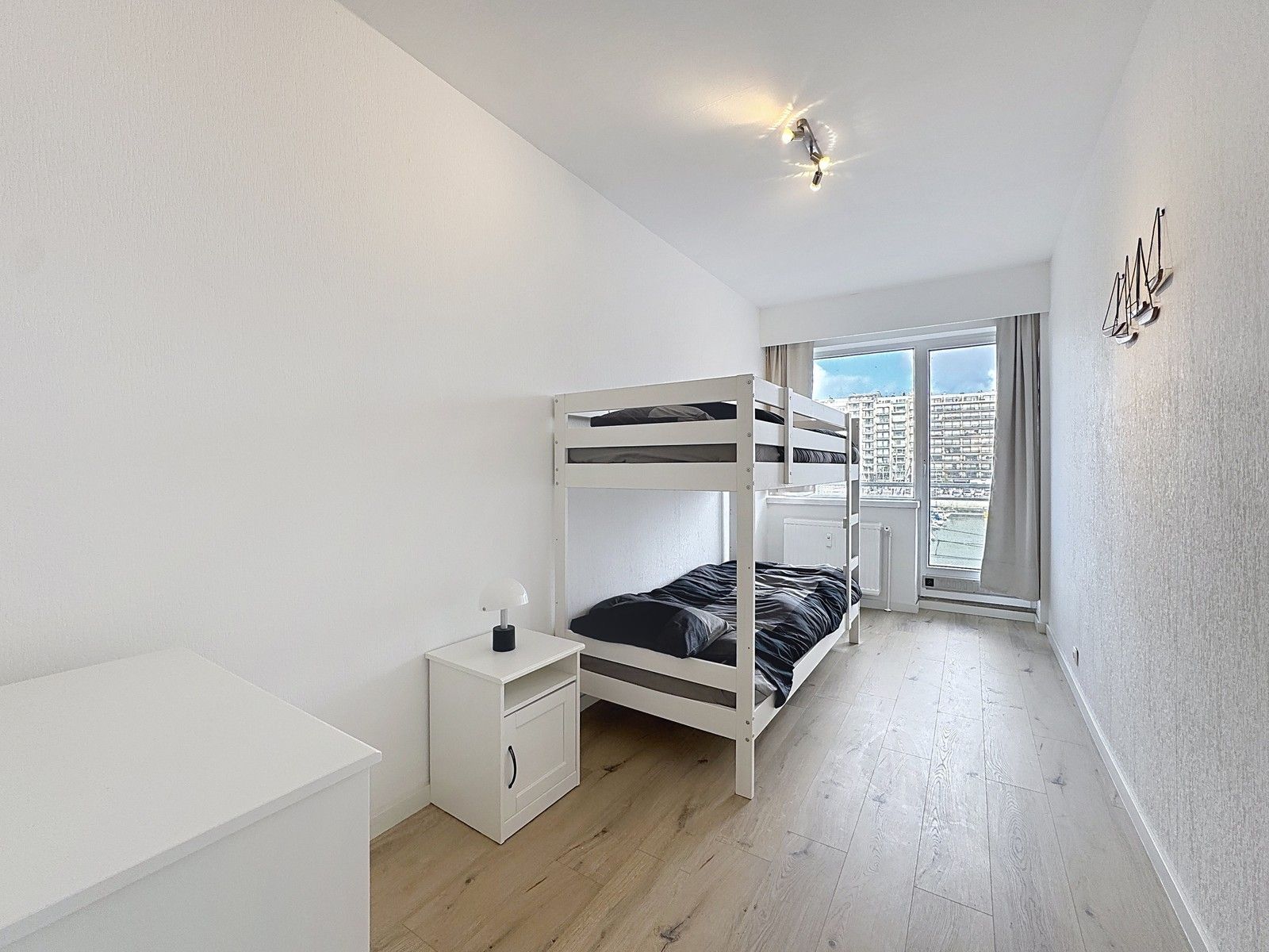 GERENOVEERD gemeubeld appartement aan de JACHTHAVEN met 3 slpks én 3 terrassen! foto 13