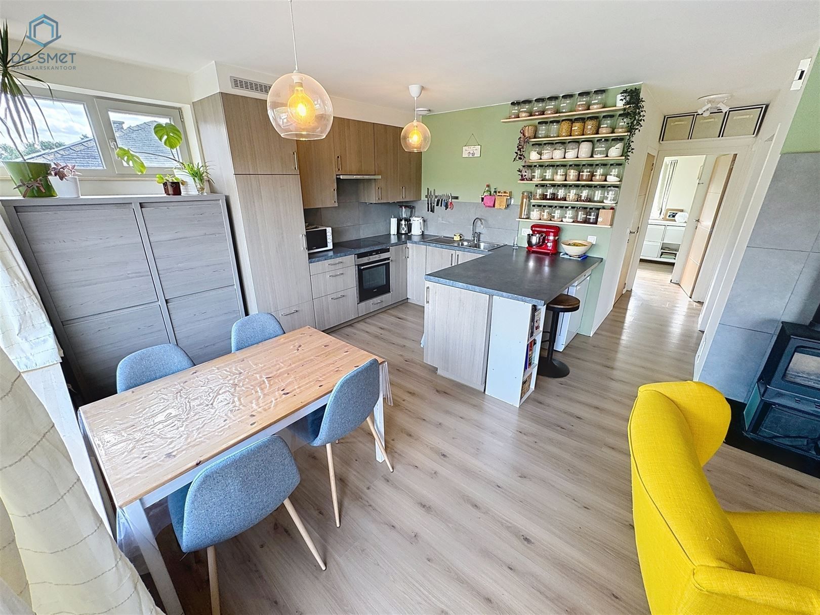 Recente, energiezuinige woning in groene oase 2 slaapkamers, garage en tuin foto 5