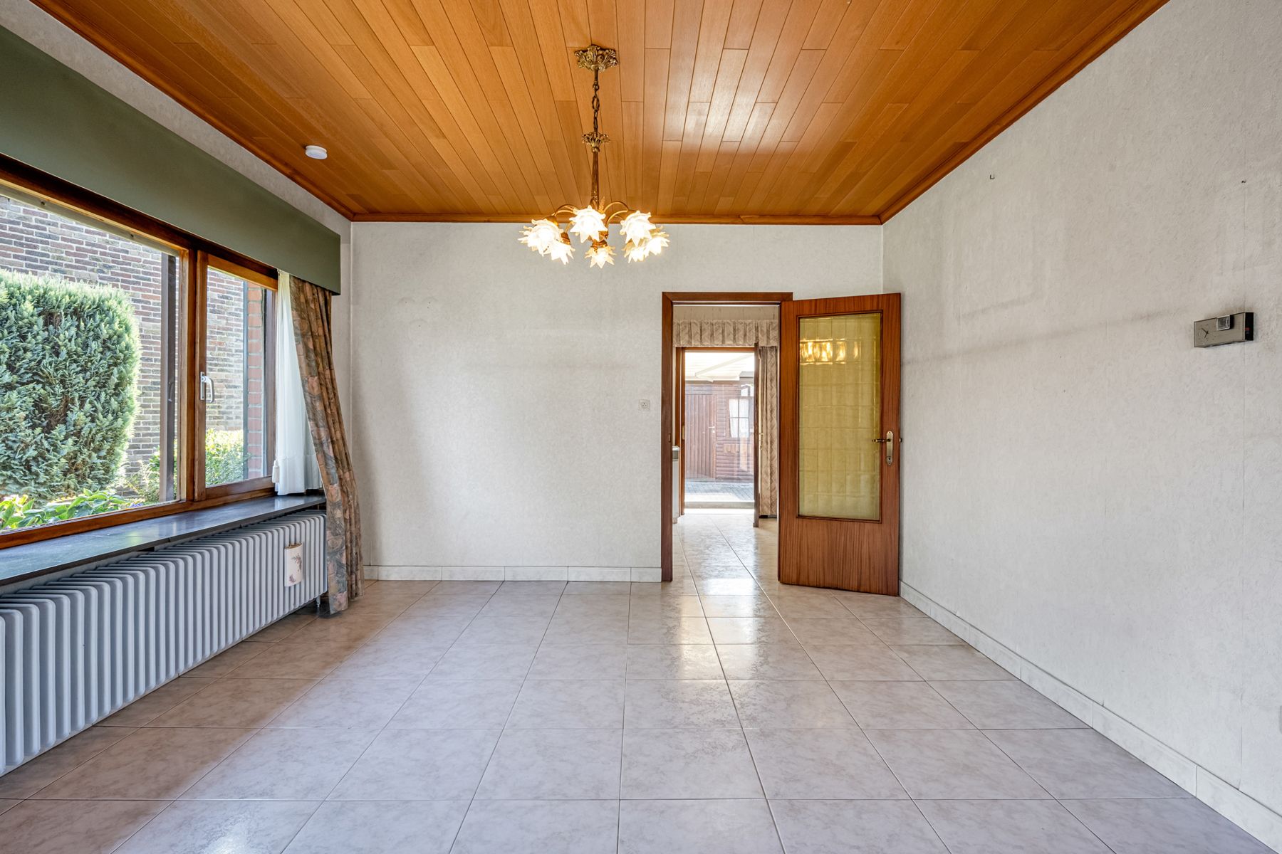BOTTELARE: te renoveren woning met zuidwest gerichte tuin foto 9
