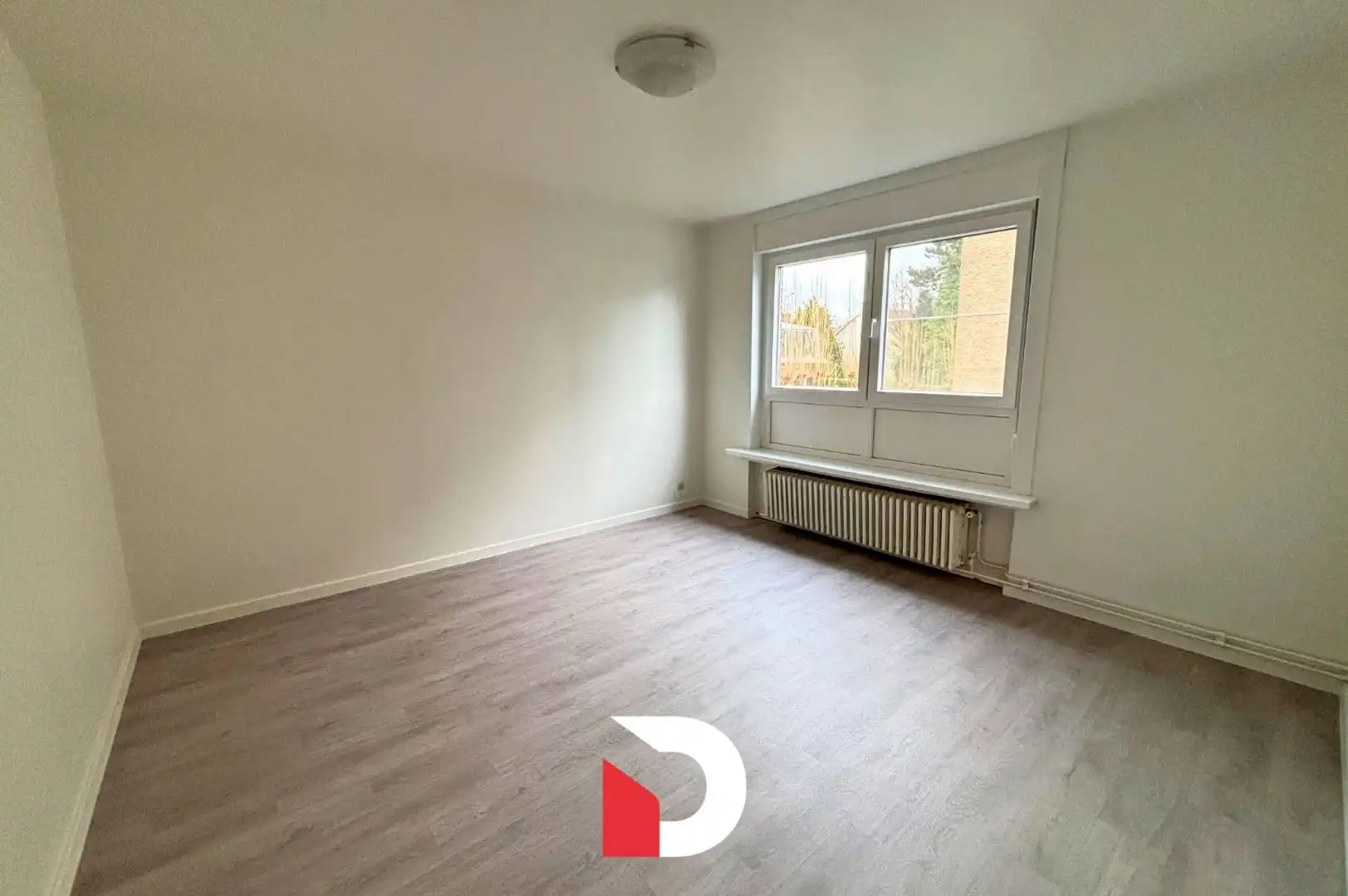 Lichtrijk gerenoveerd appartement, 3 slaapkamers en garagebox foto 12