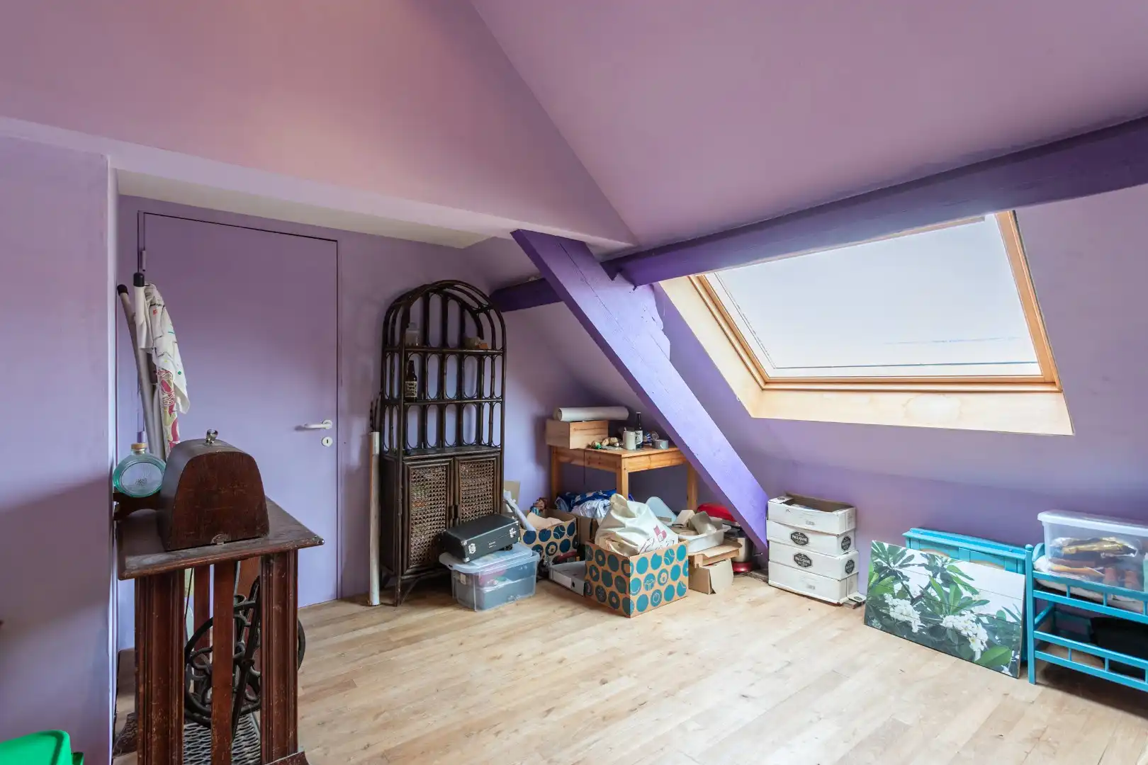 Instapklare woning met 4 slaapkamers en tuin te Huizingen foto 24