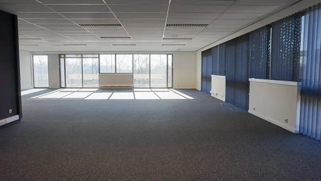 Instapklare kantoren te huur in Latem Business Park foto 6