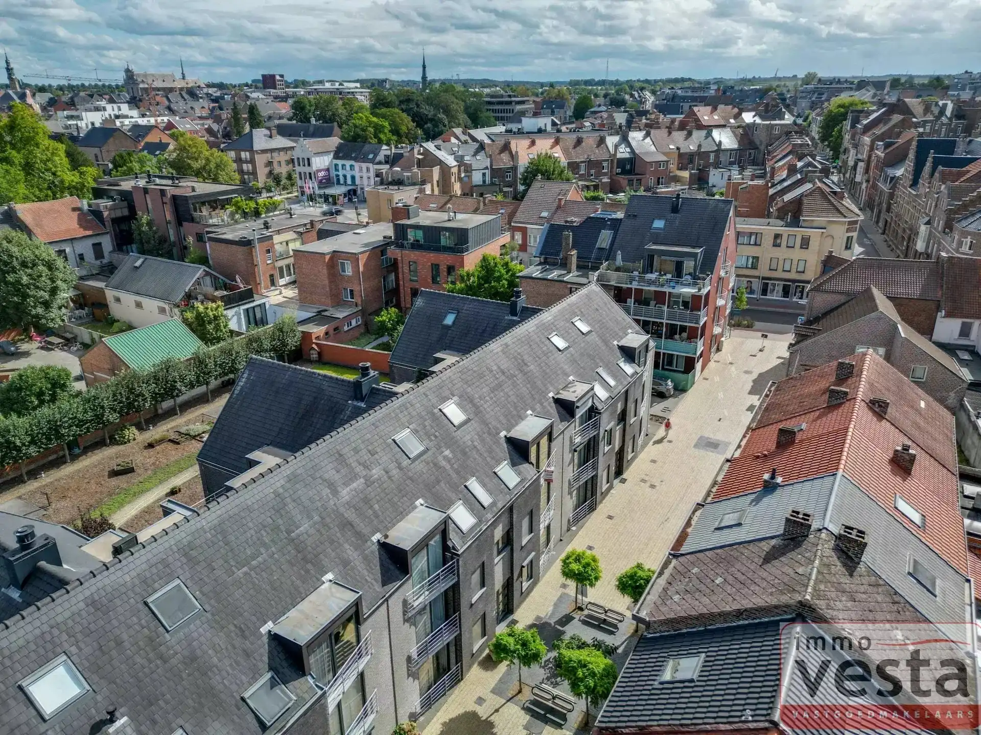 Ruim appartement in Sint-Truiden foto 21