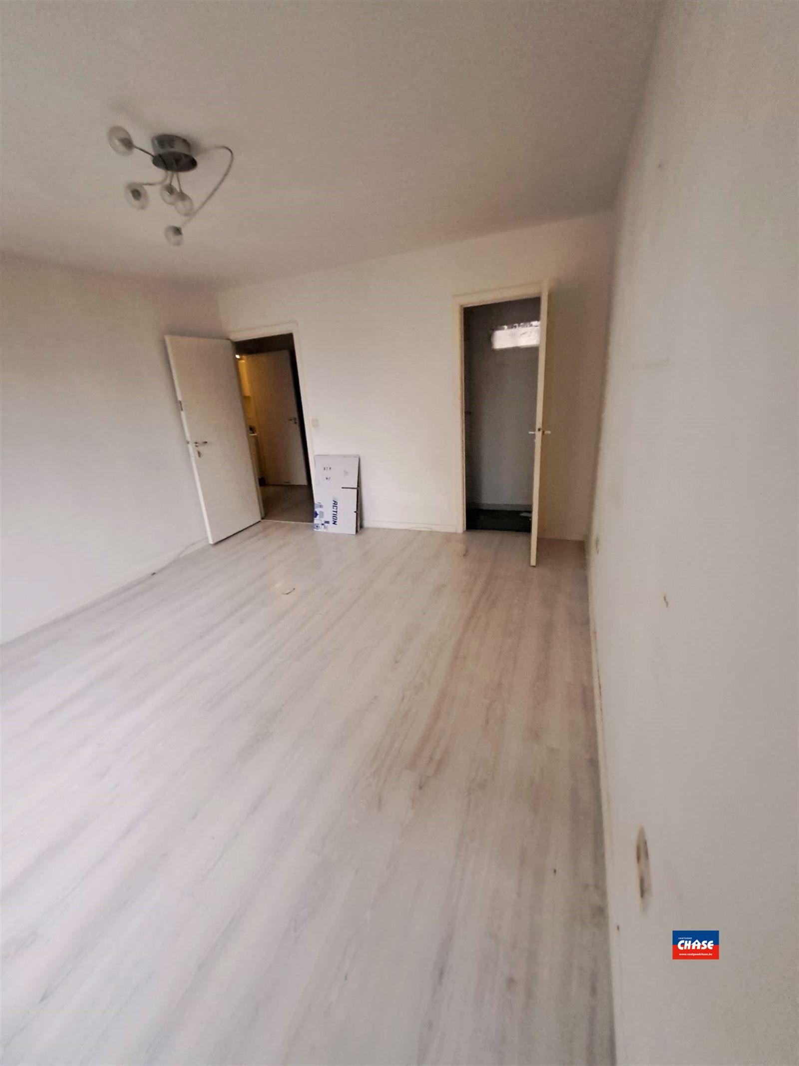 Appartement met 2 slaapkamers en 2 kelderbergingen foto 6