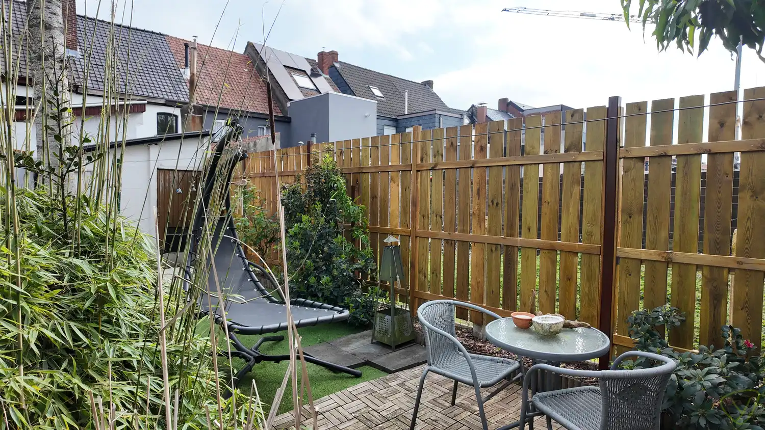 Charmante gesloten bebouwing met ruime tuin en renovatiepotentieel foto 21