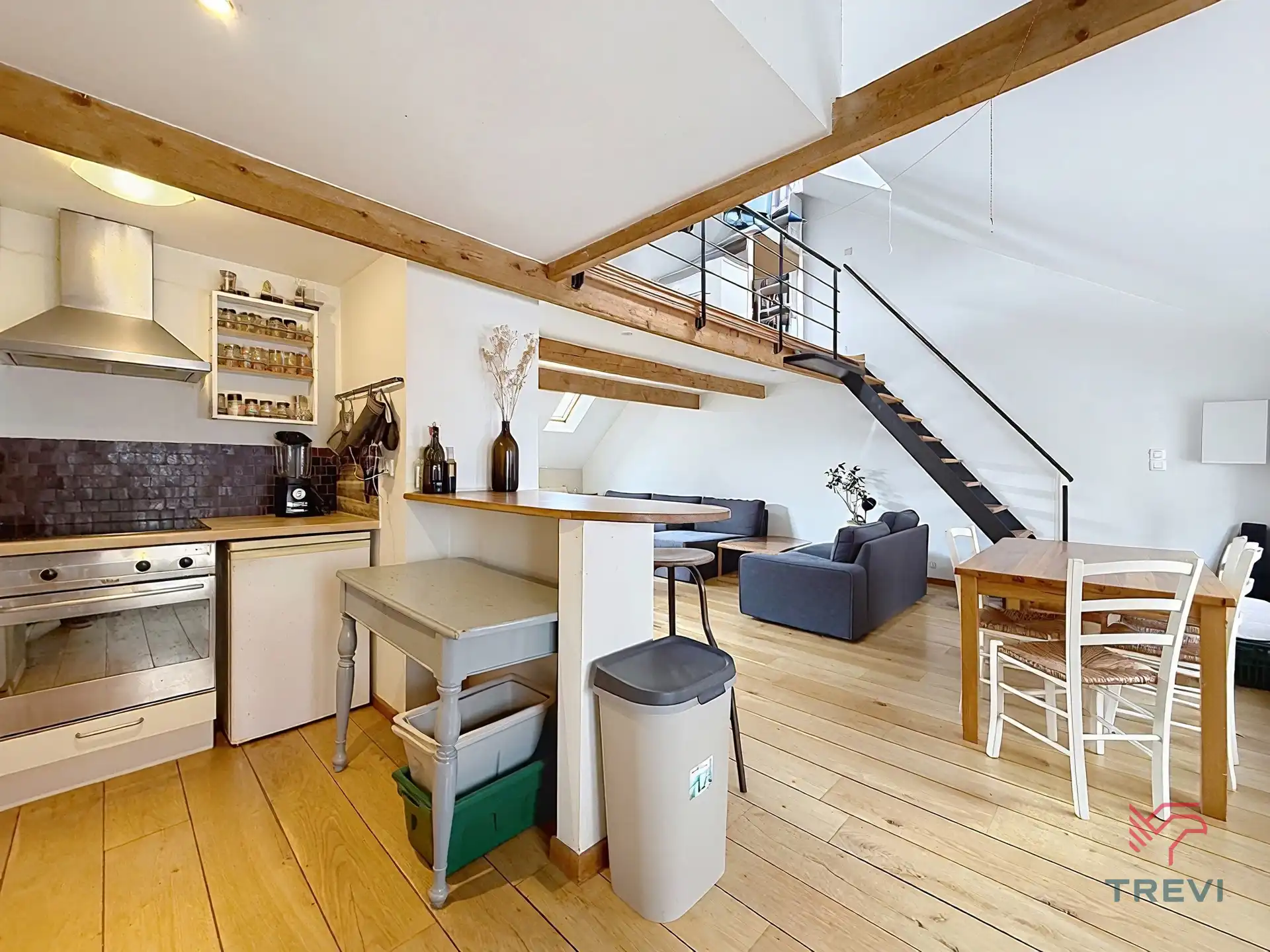 Mooi duplex van ±70m² met terras van ±10m² foto 5
