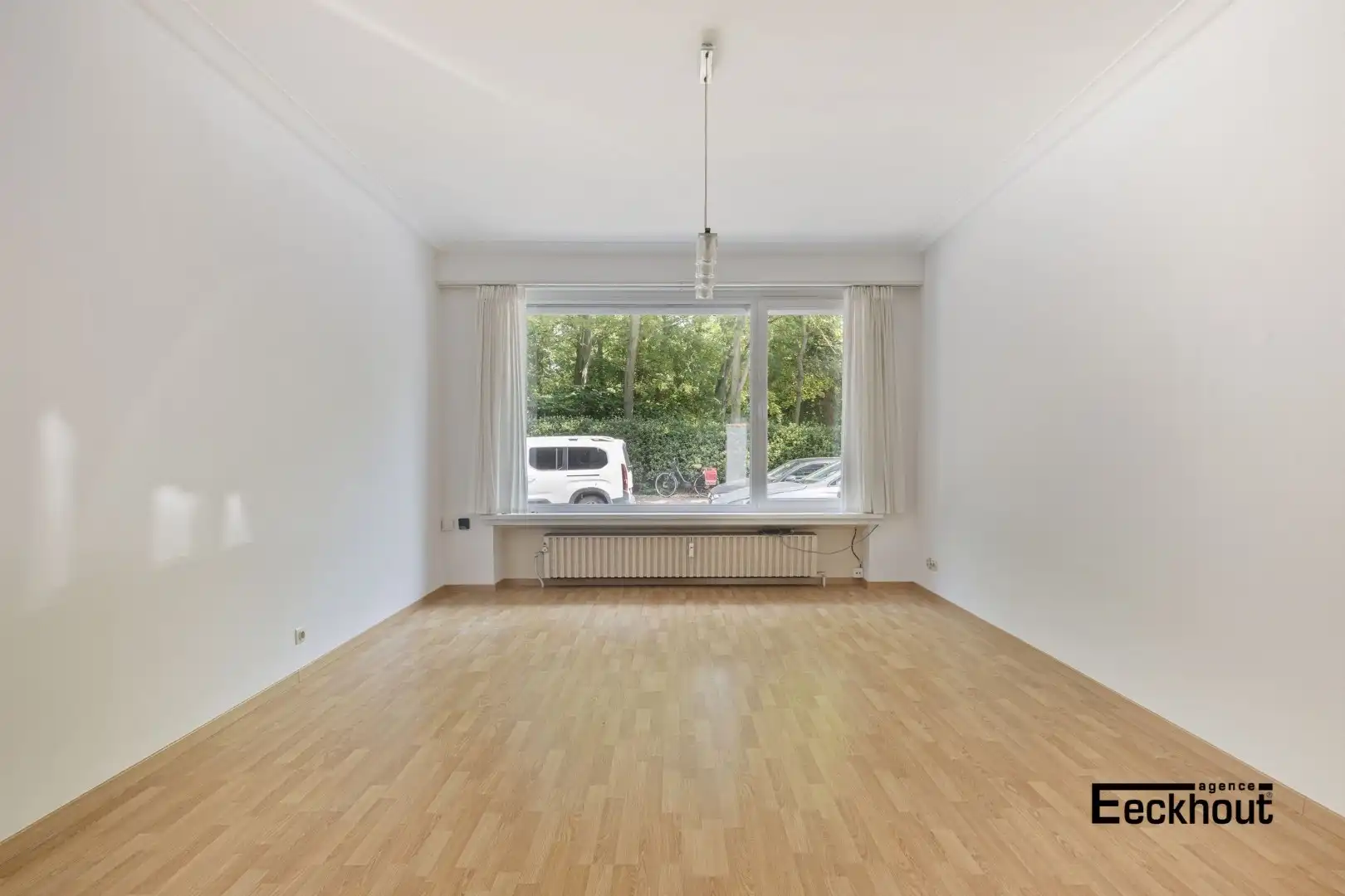 Centraal gelegen gelijkvloersappartement met zonnige koer! foto 3