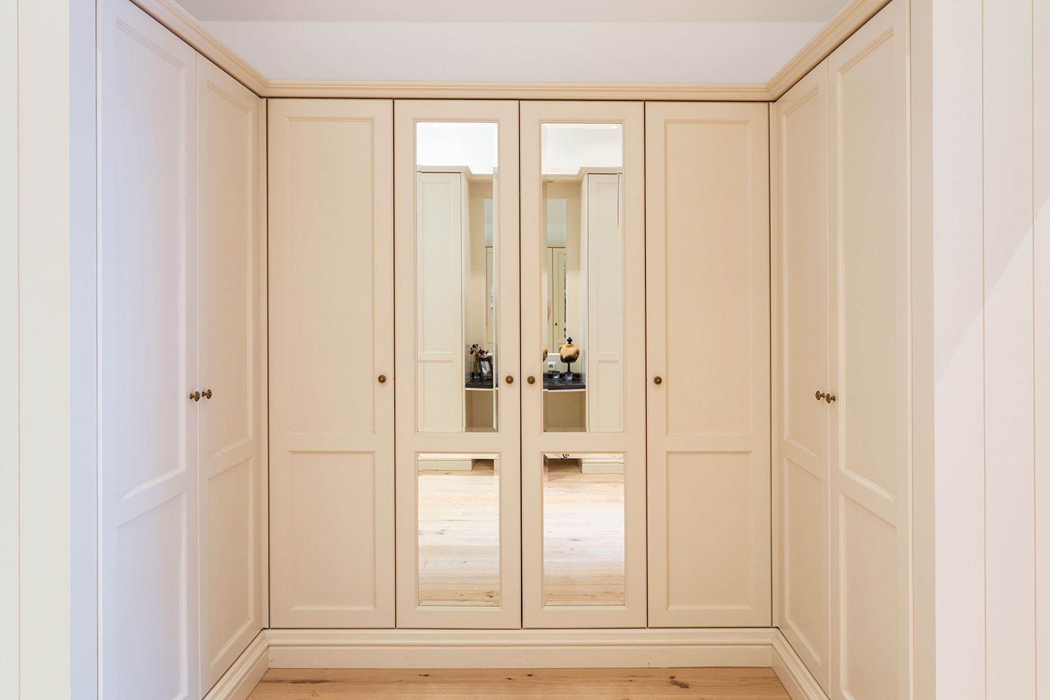 Charmante klasse-villa met rieten dak in bosrijke omgeving foto 33