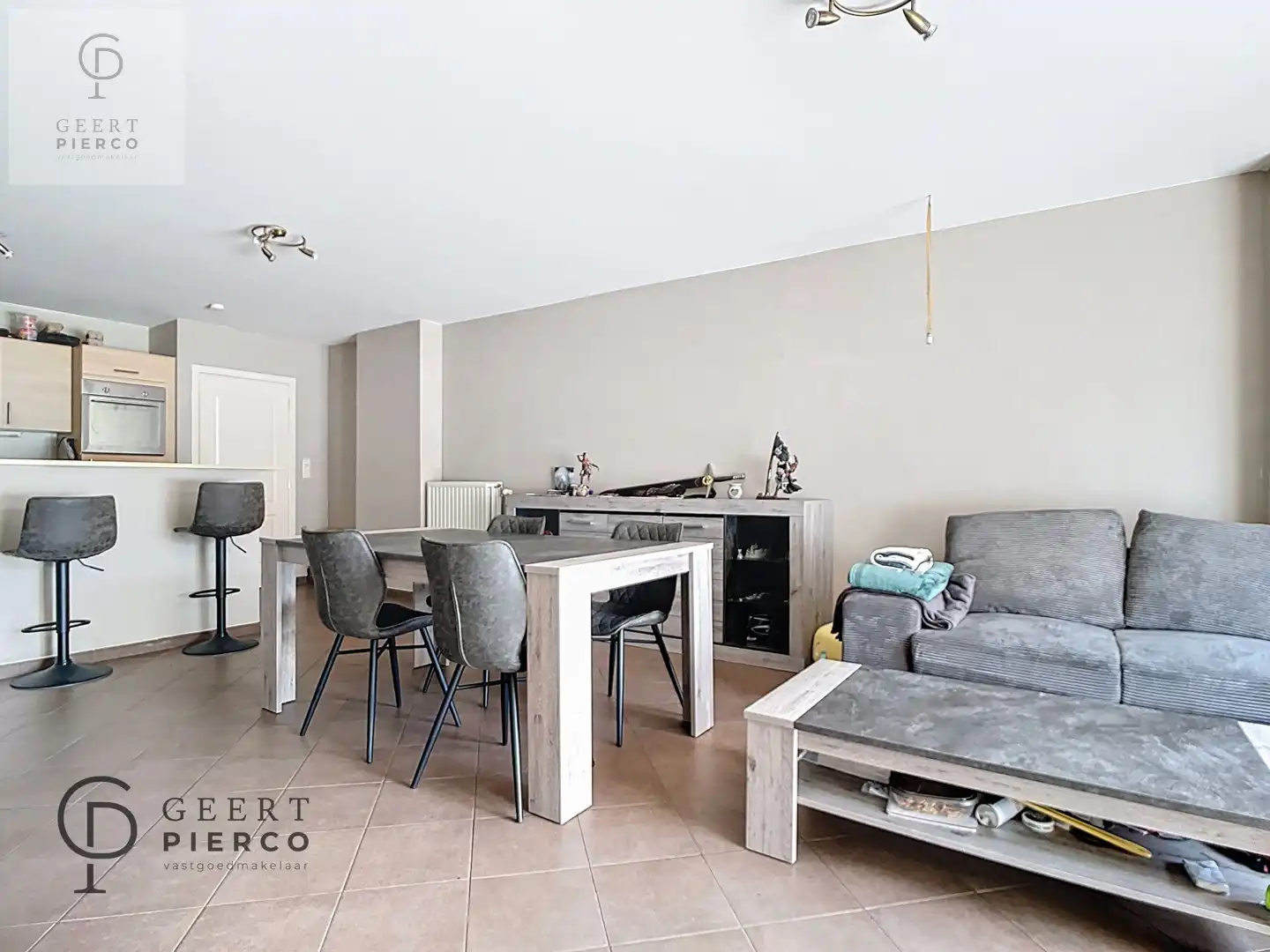 Gezellige studio foto 2