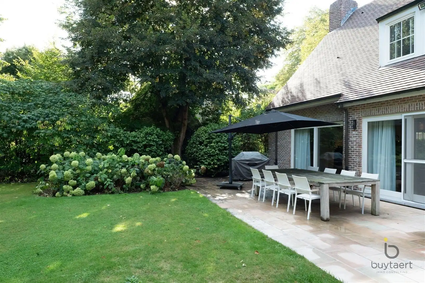 EXCLUSIEF: stijlvolle villa met een tijdloze inrichting op een toplocatie te Schilde! foto 84