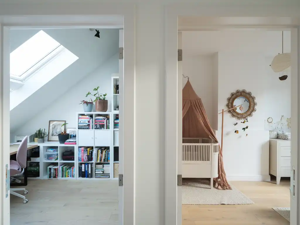 Karaktervolle gezinswoning met vier slaapkamers, twee badkamers en een mooi ingerichte buitenruimte foto 19