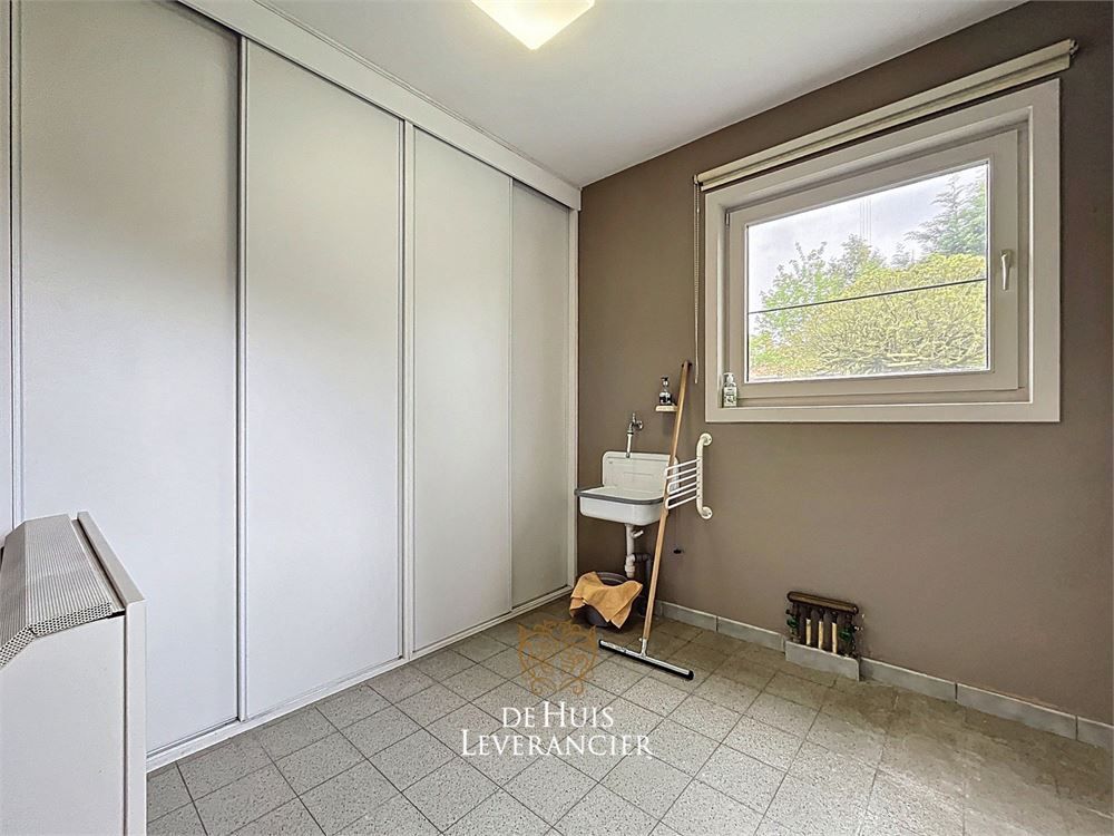 Instapklare, gerenoveerde villa in het hart van Kontich waar rust en comfort gegarandeerd worden foto 31