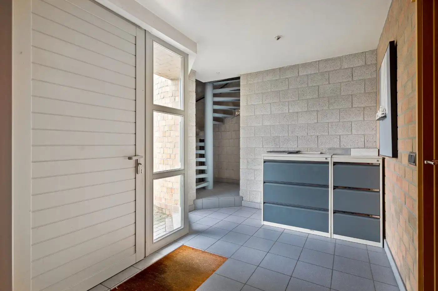 Vrijstaande architectenwoning met 5 slpk., atelier en dubbele garage op ruim perceel met zicht op de velden foto 27