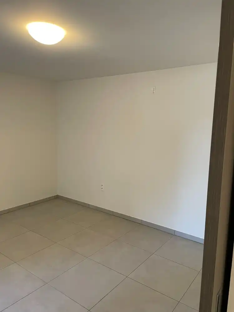 Appartement te huur foto 12
