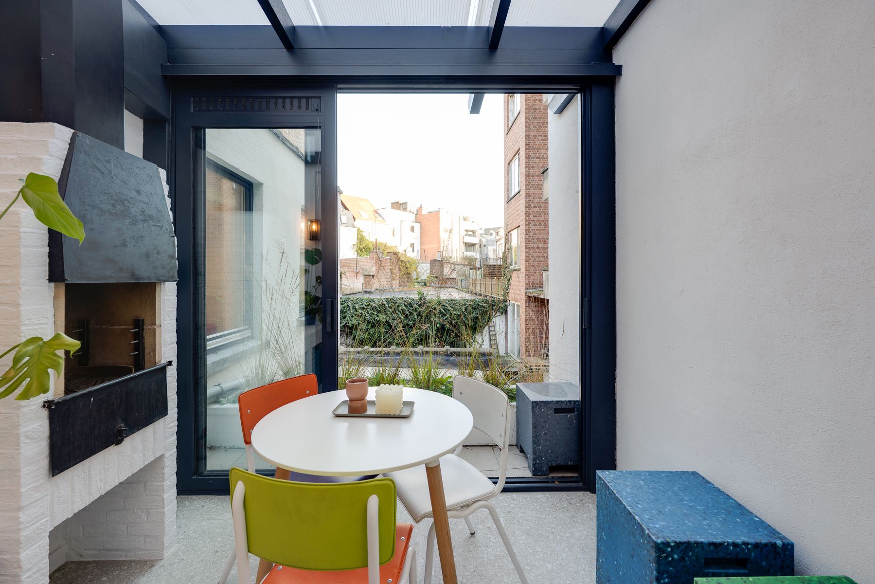 Stijlvolle duplex met garage in verborgen oase op 't Zuid foto 3