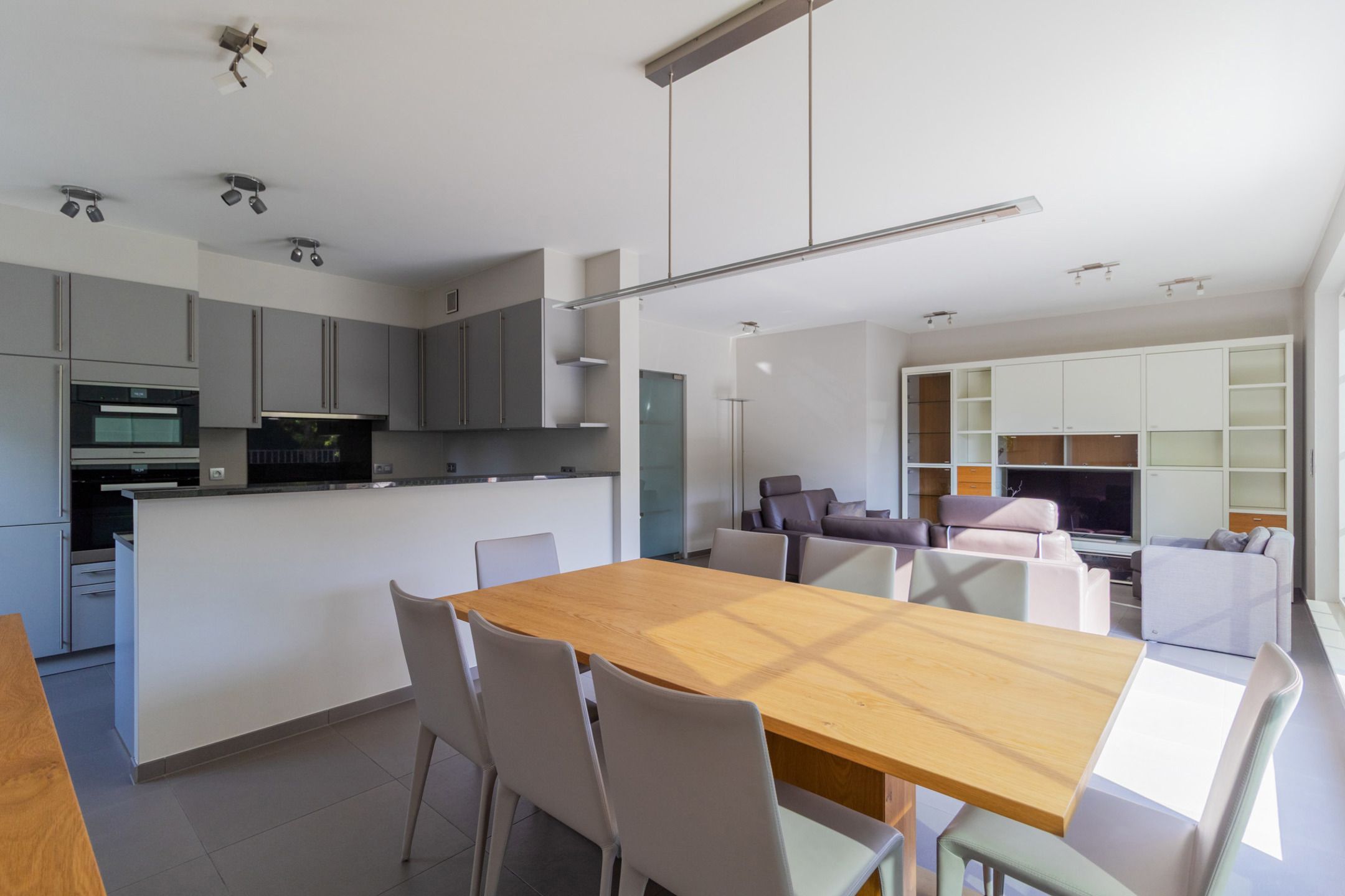 Appartement te huur foto 6