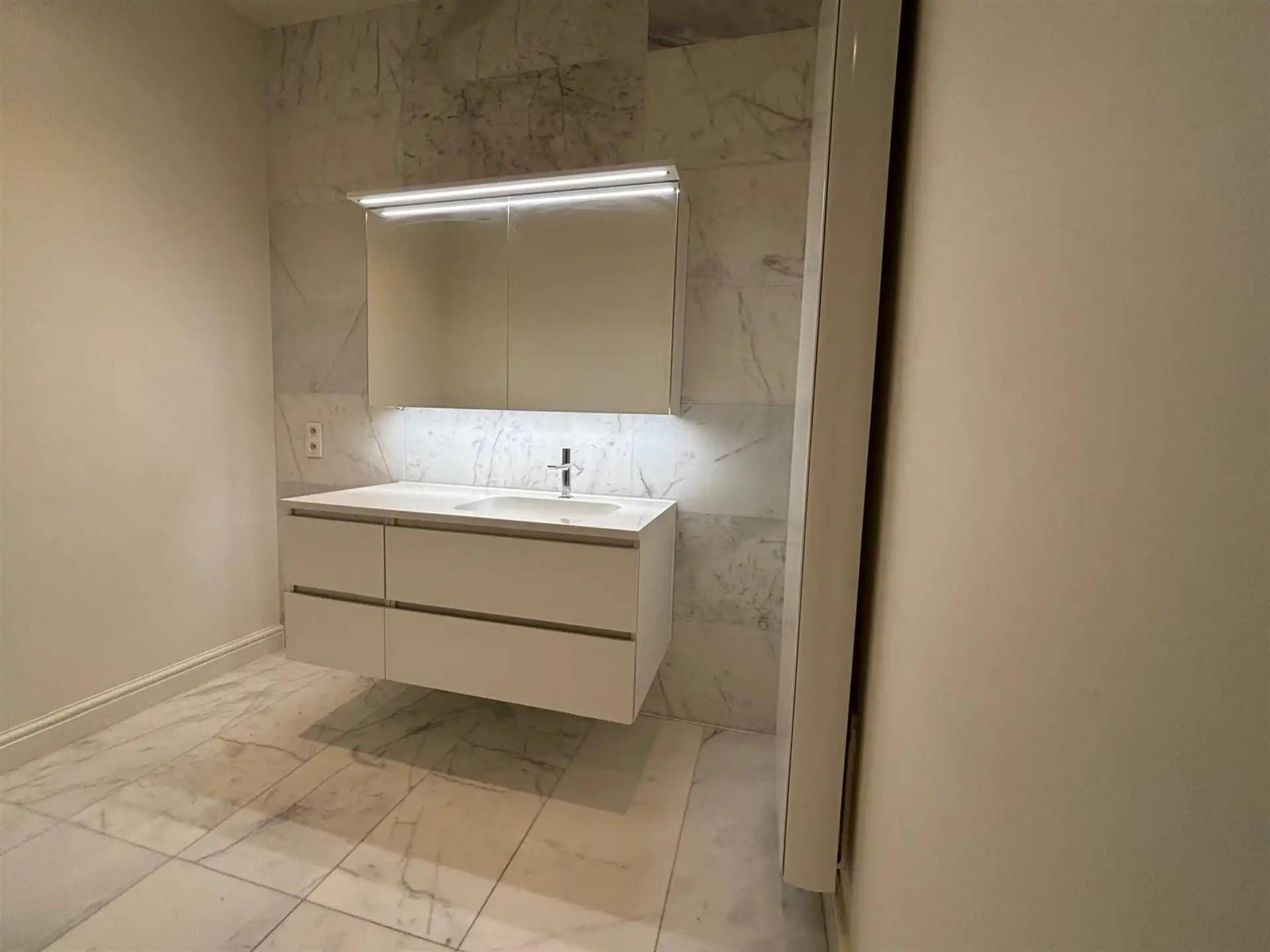 Luxe appartement van 173 m² op het Keizersplein te Aalst foto 21