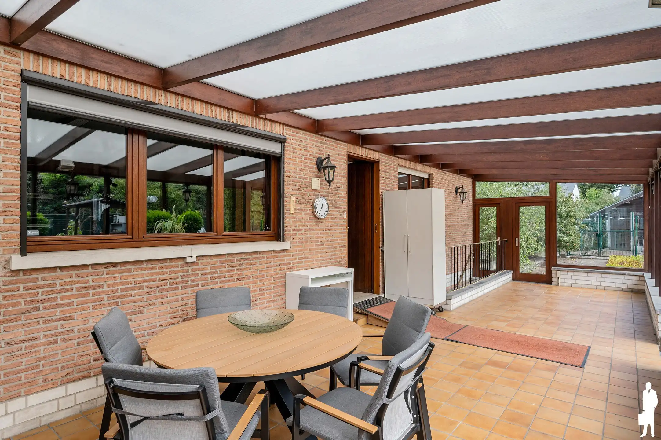 Ruime open bebouwing met 4 slaapkamers, dubbele garage en zuidoostgerichte tuin op ca. 26 are in Hofstade. foto 25
