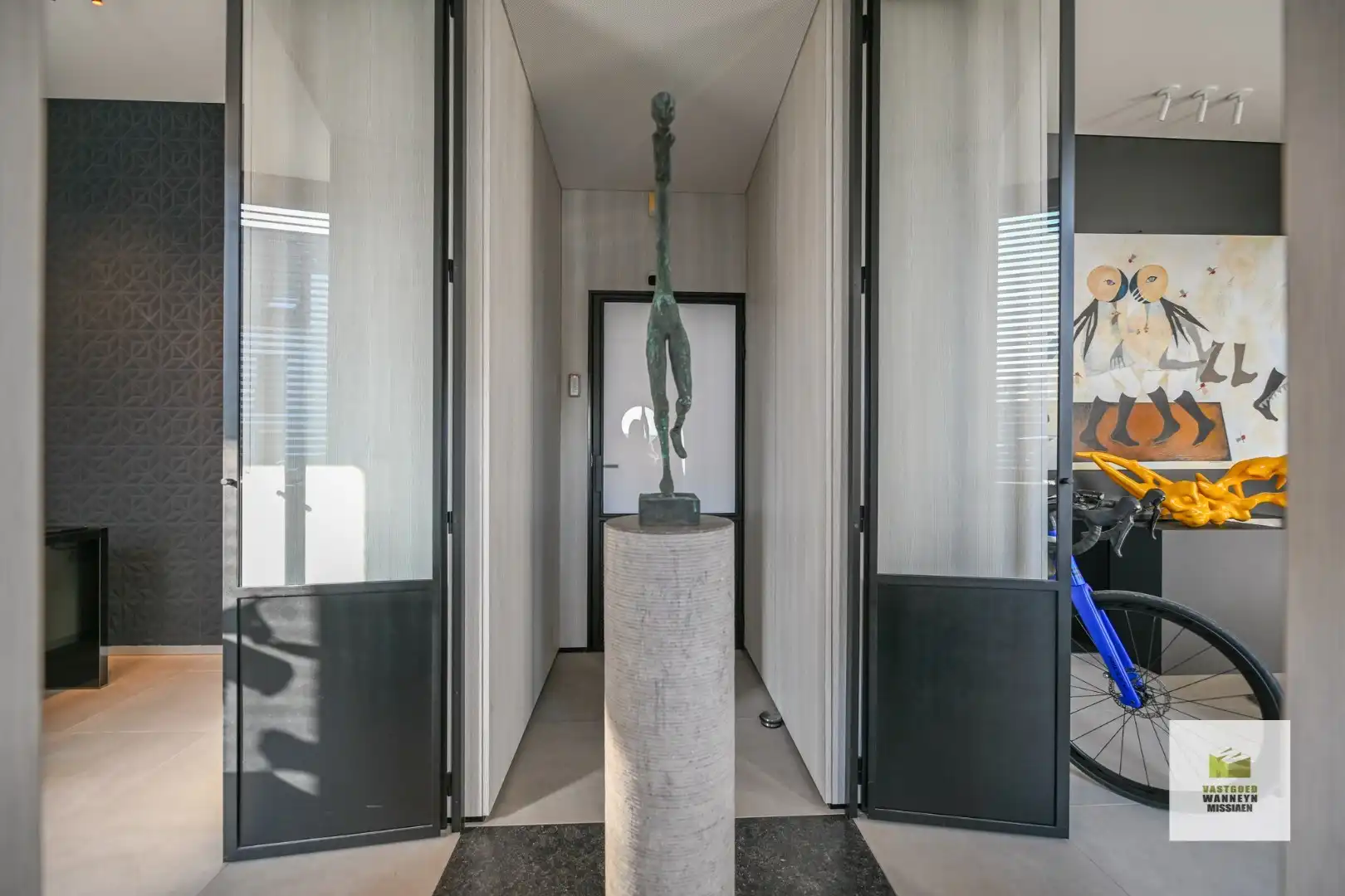 Unieke architectenwoning met hoogwaardige afwerking, landelijk vergezicht en twee kantoorruimtes foto 5