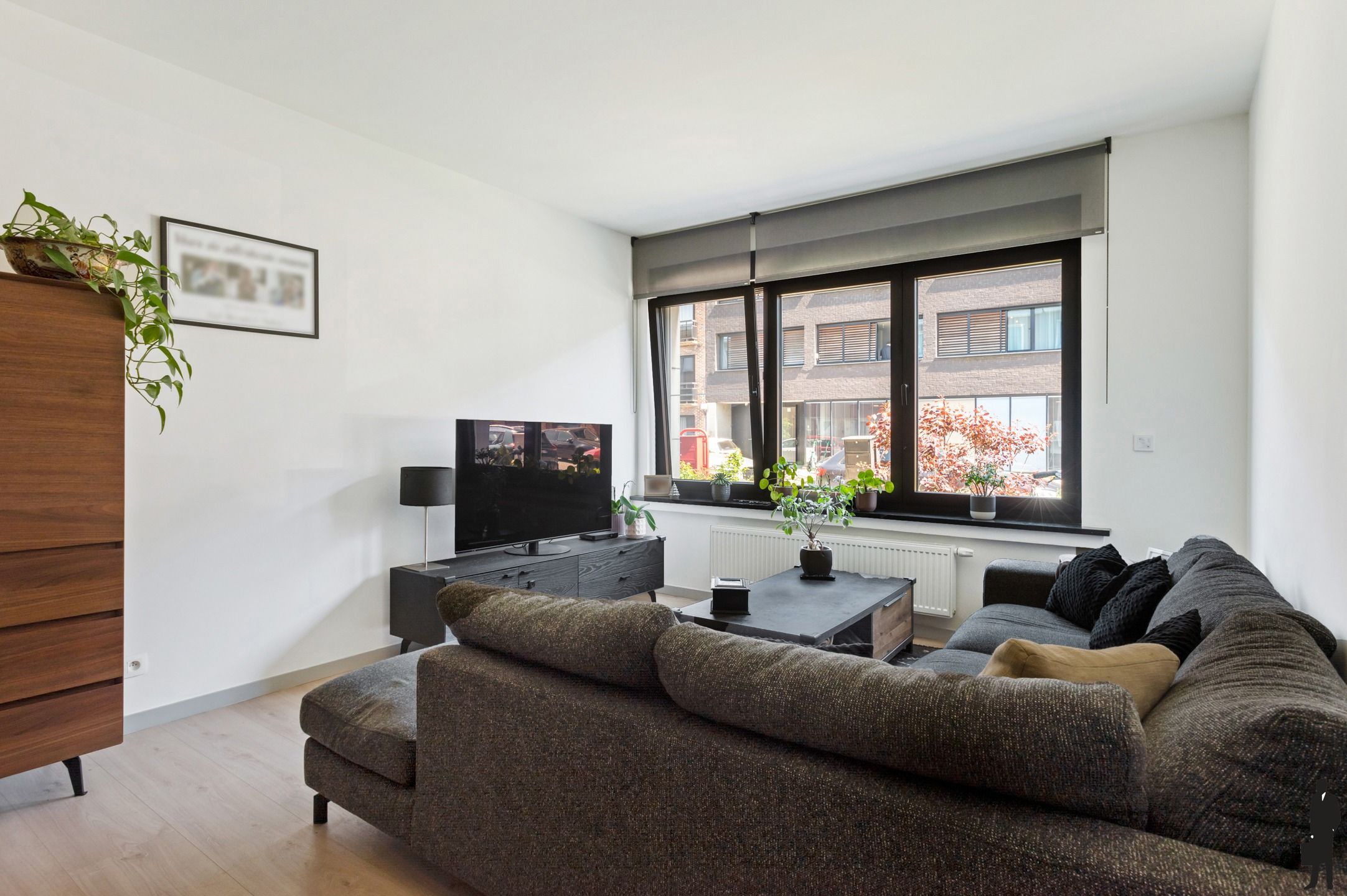 Gelijkvloers appartement met ruime tuin foto 4