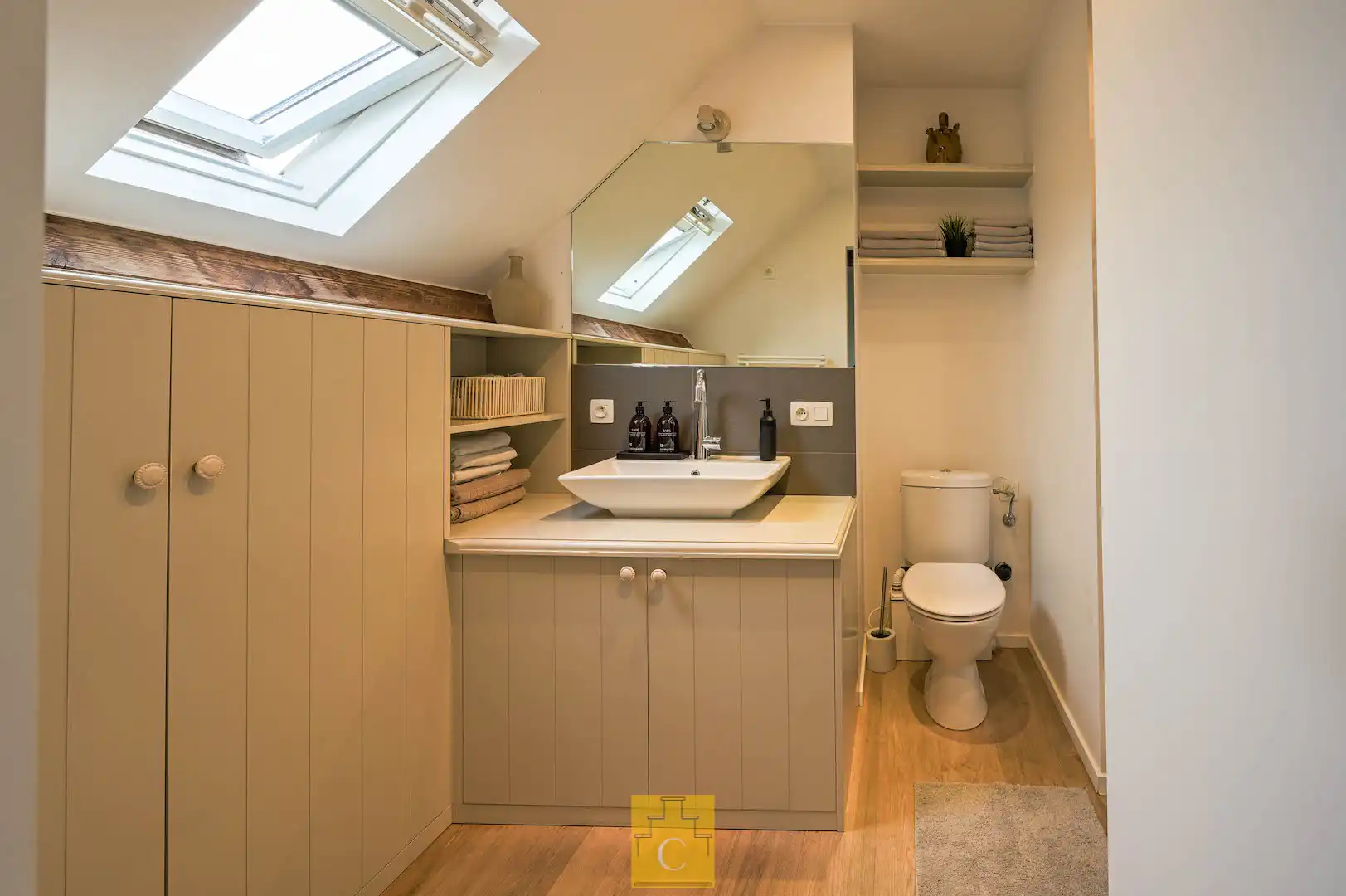 Sfeervolle gezinswoning met garage en tuin in het charmante Lissewege foto 28