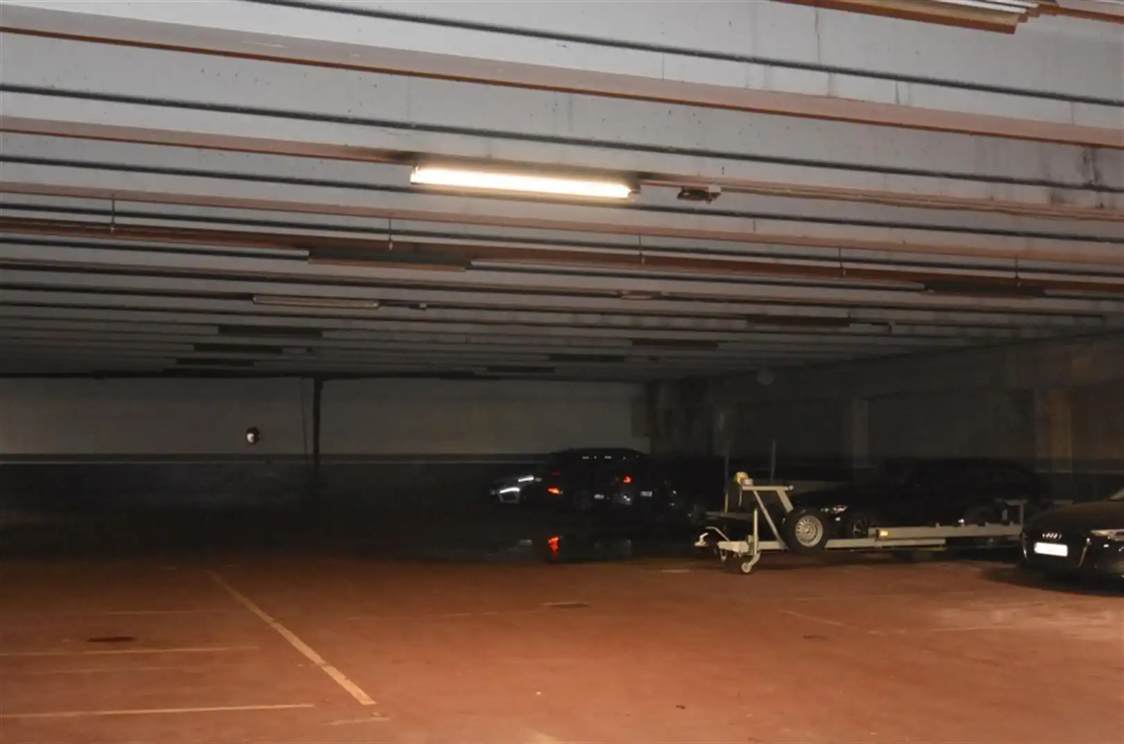 Polyvalent bedrijfsgebouw voor opslag / industrie foto 7