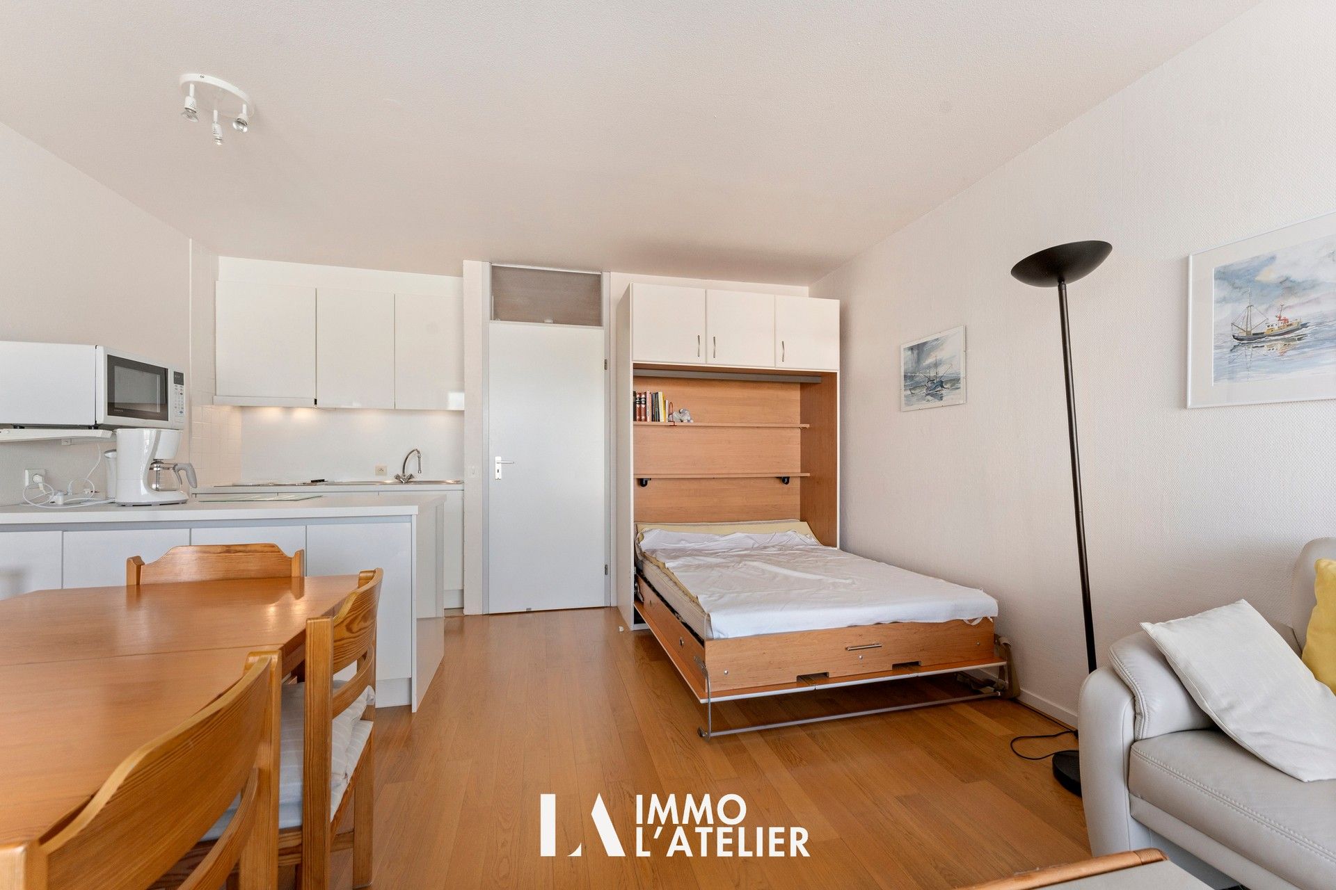 Instapklare studio met slaaphoek én bedkast – Residentie Nautilus, Nieuwpoort foto 7