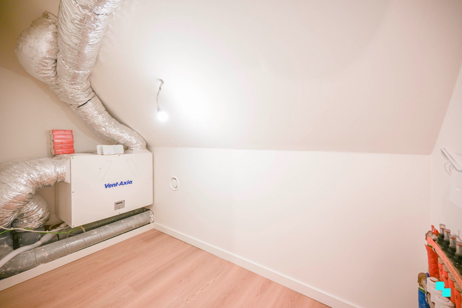 Ruime nieuwbouwwoning vlakbij het centrum van Wielsbeke foto 23