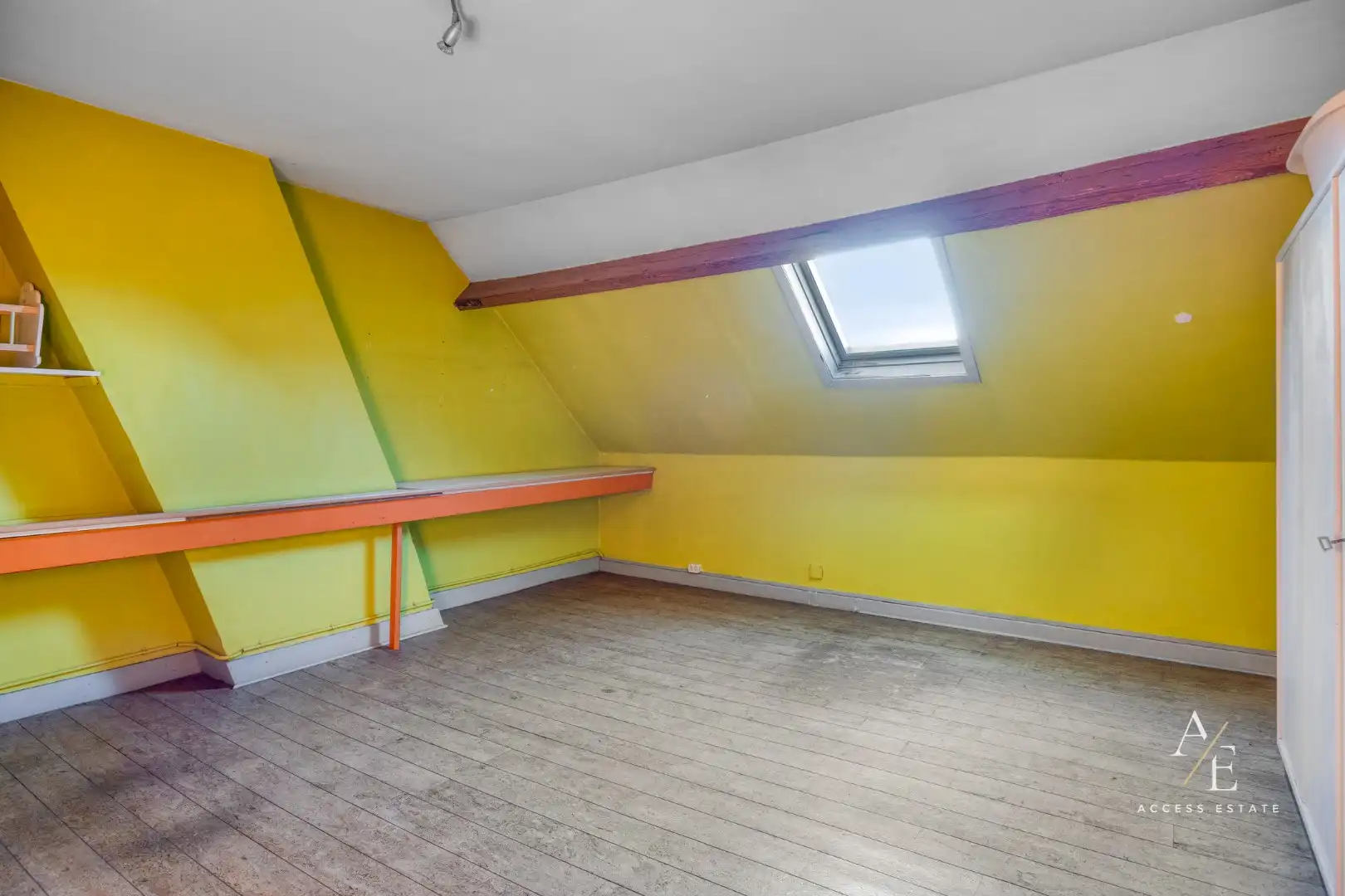 Karaktervol herenhuis met praktijkruimte en 275 m² bewoonbare oppervlakte foto 16