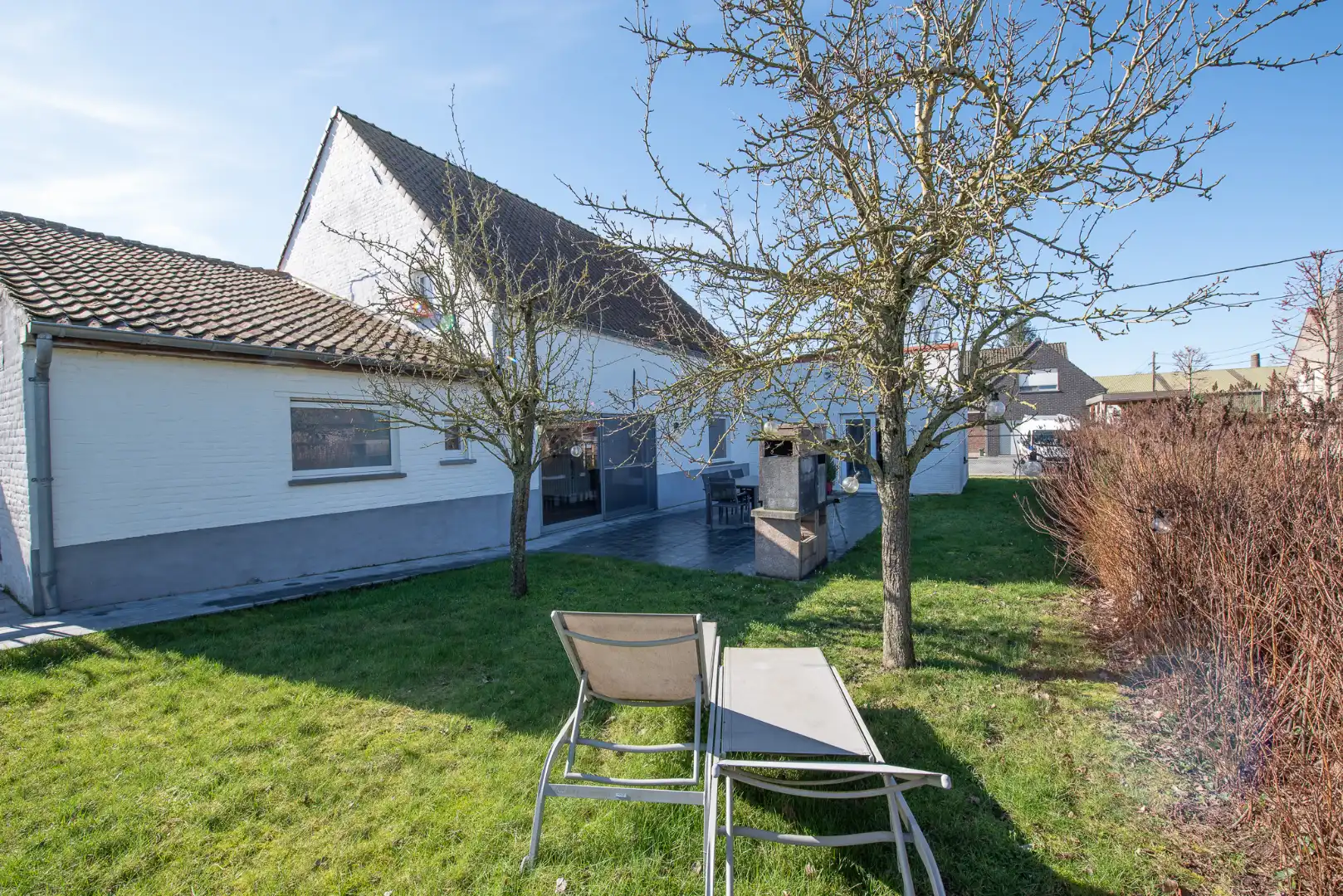 Charmante en ruime woning te huur met tuin en garage. foto 21