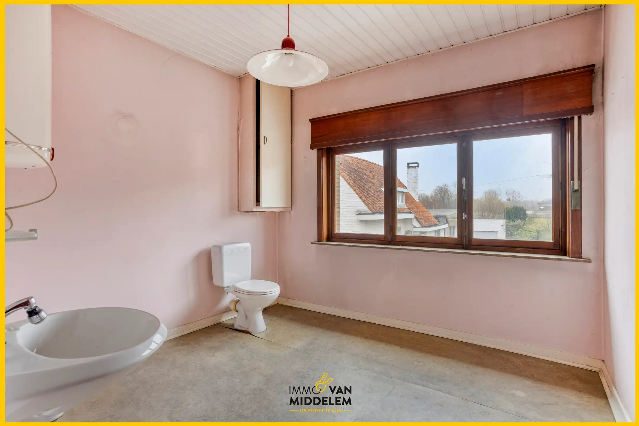 TE RENOVEREN RIJWONING MET 3 KAMERS, TUIN EN ANNEX foto 8