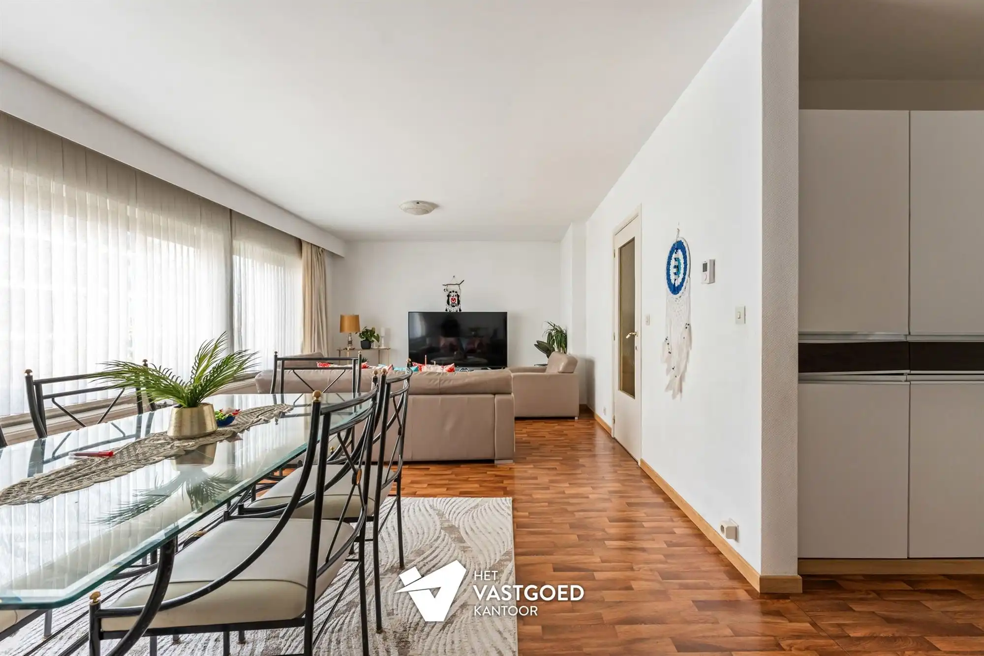 RUIM 2 SLAAPKAMER APPARTEMENT IN HARTJE BERINGEN CENTRUM foto 8