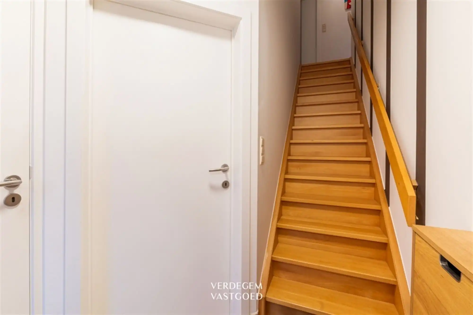 Fijne woning met 3 slaapkamers en mooie tuin in rustige woonbuurt foto 8