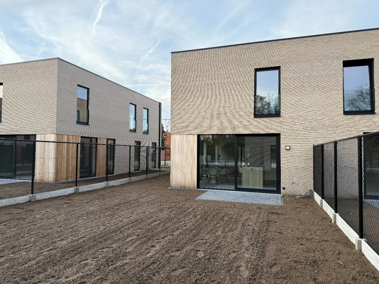 Instapklare nieuwbouw met 3 slpk en tuin foto 20