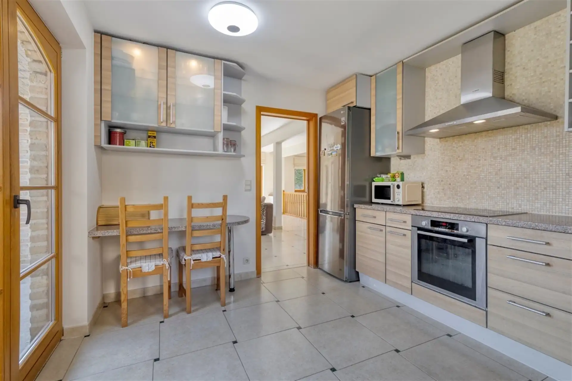 Instapklare villa met 4 slaapkamers, grote tuin en absolute privacy foto 12