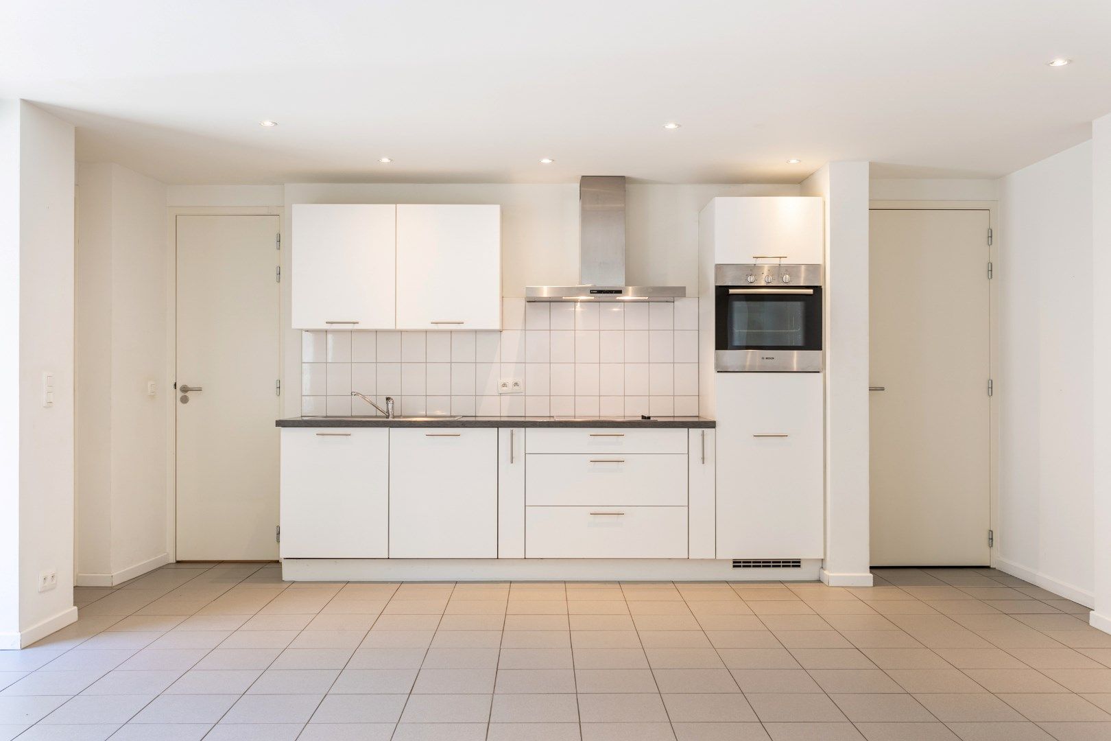 Appartement 1 slpk met ruim terras centrum Halle foto 5