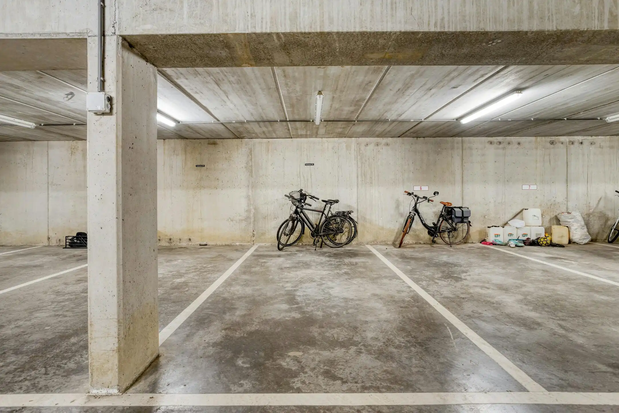 Instapklare, lichtrijke duplex te koop in hartje Aalter foto 14