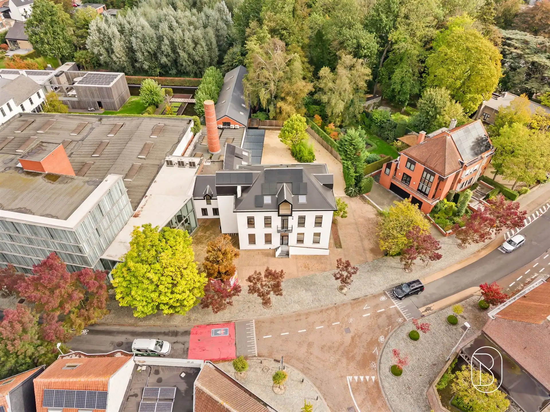 Handelsgelijkvloers op toplocatie met tal van mogelijkheden foto 13