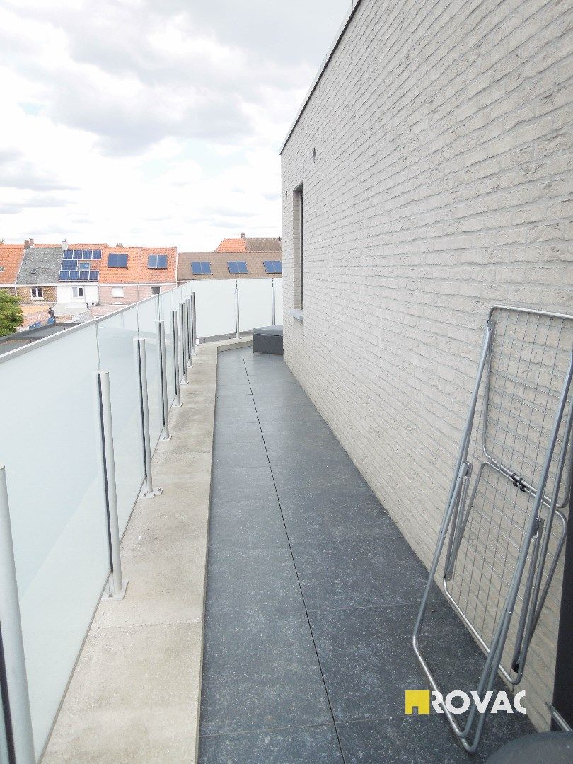 Volledig instapklaar nieuwbouwappartement op de 2e verdieping met garagebox foto 8