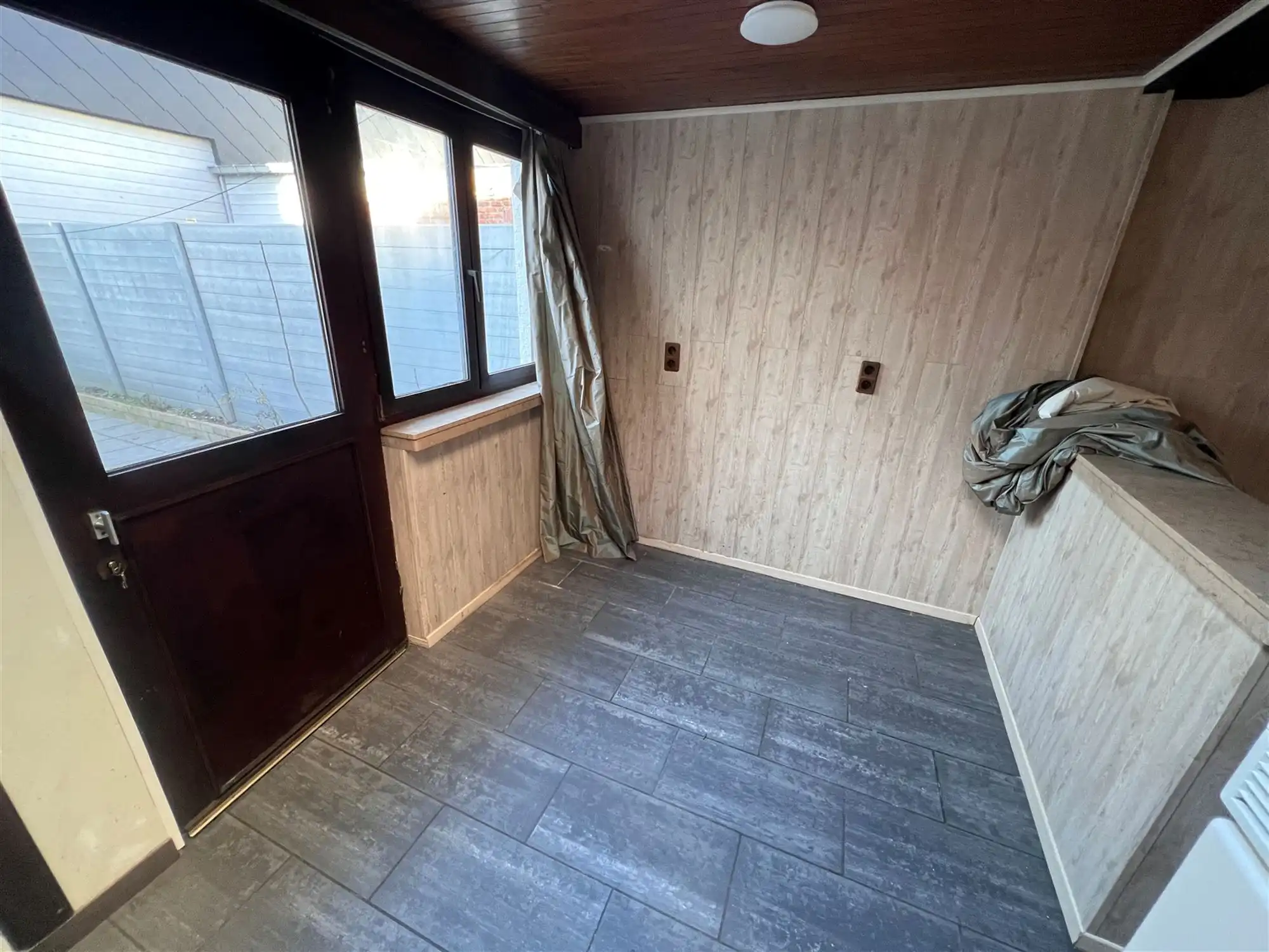 Huis met 3 slaapkamers en koer foto 8